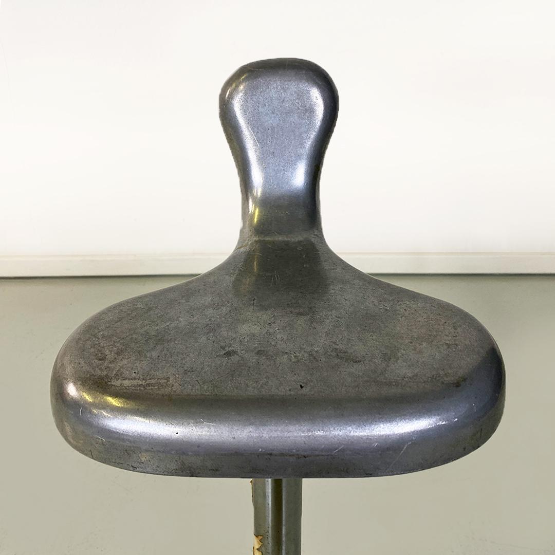 Italian Mid-Century Modern Metal Central Stem Adjustable Stool, 1950s 3