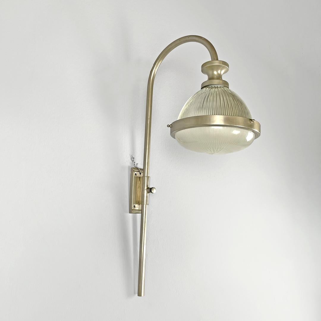 Italian mid-century modern metal wall lamp by Sergio Mazza for Artemide, 1960s For Sale 1
