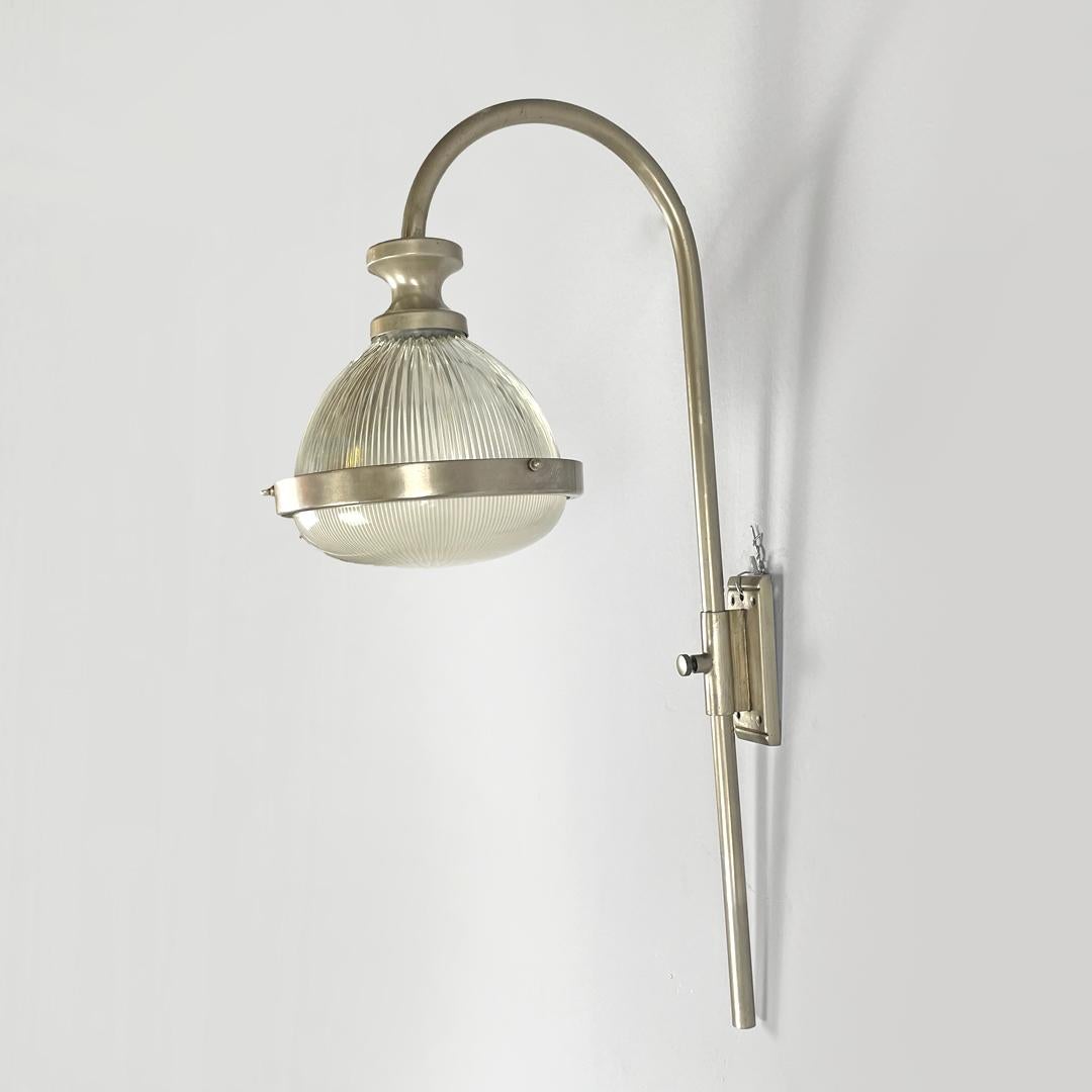 Italian mid-century modern metal wall lamp by Sergio Mazza for Artemide, 1960s For Sale 2