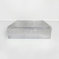 Table basse italienne moderne du milieu du siècle dernier en aluminium avec miroir par Arrmet, 1970