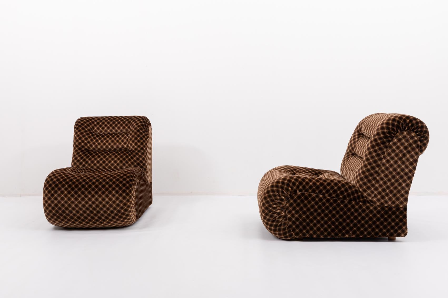 Fabric Italian Mid-Century Modern modular seat group, 1970’s For Sale