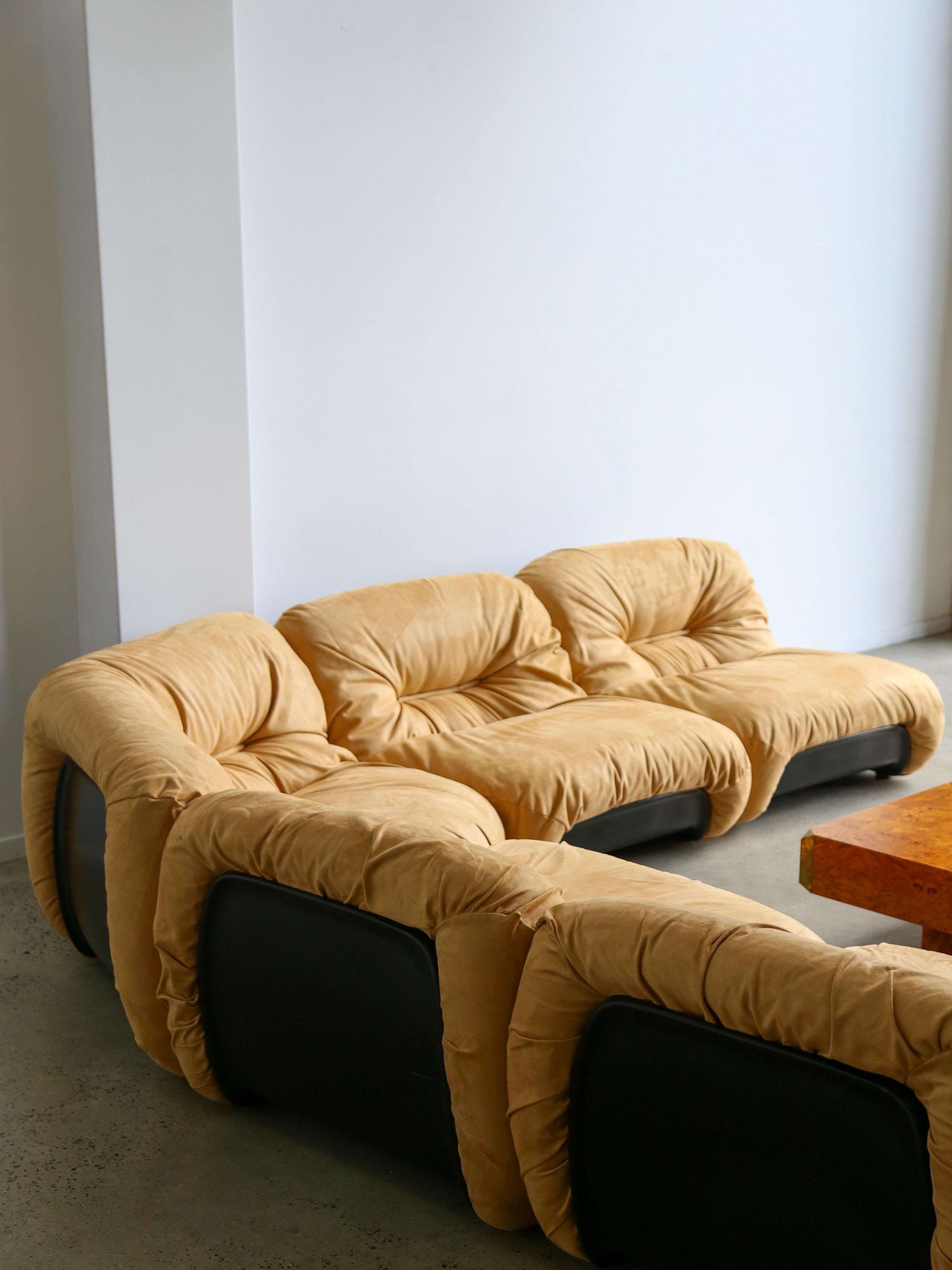 Modulares italienisches Mid-Century-Modern-Sofa von Diego Mattu für P1 1960er Jahre im Angebot 7