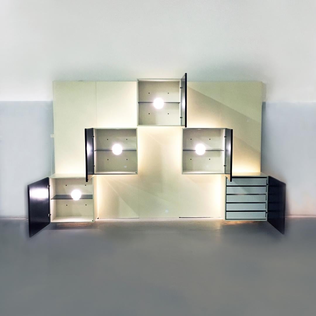 Italian Mid-Century Modern Modular Wall System by R. Monsani for Acerbis, 1980s In Good Condition In MIlano, IT