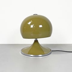 Italian mid-century modern moss green aluminum table lamp, 1960s