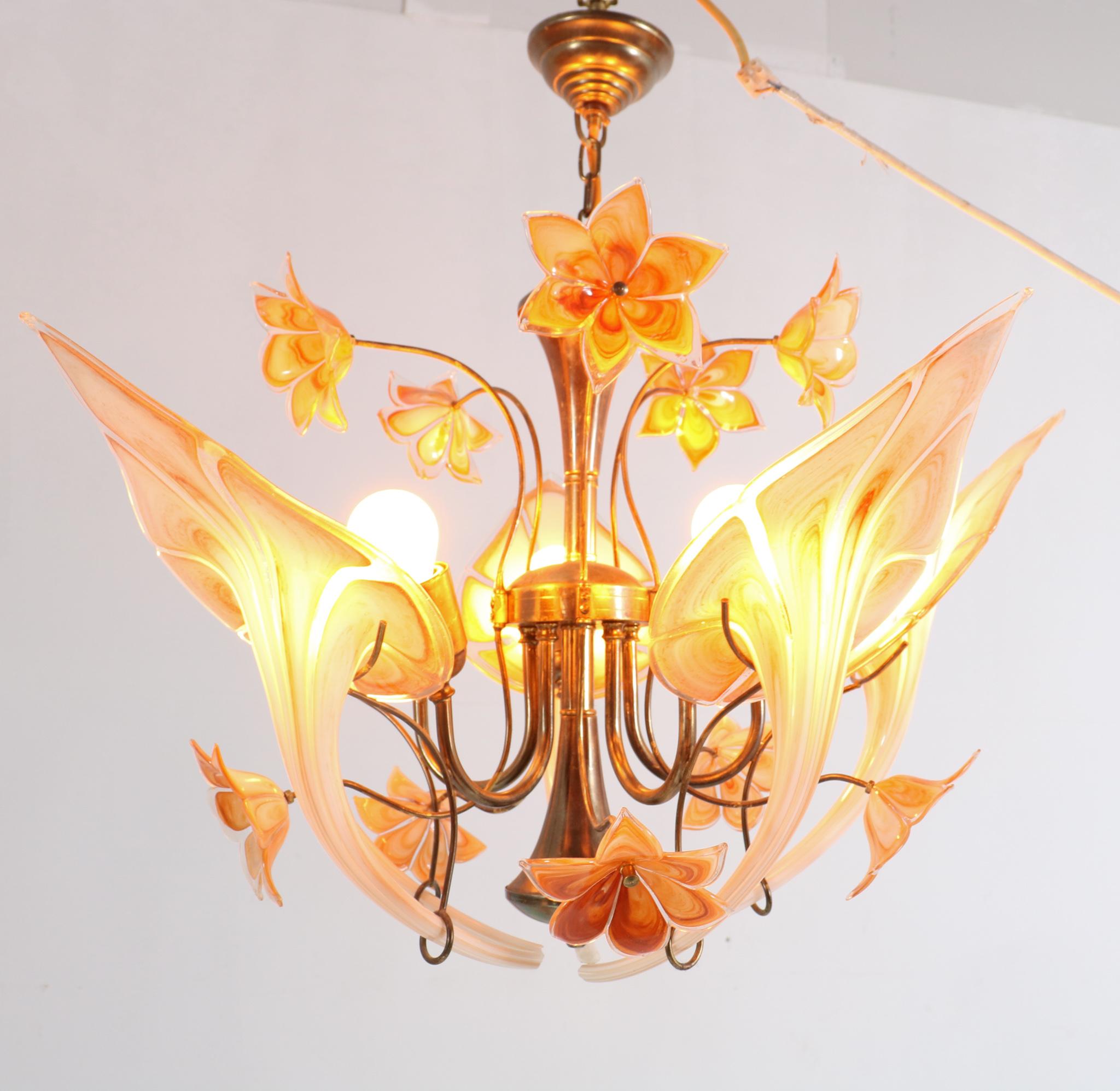 Late 20th Century Italian Mid-Century Modern Murano Chandelier by Franco Luce for Seguso, 1970s For Sale