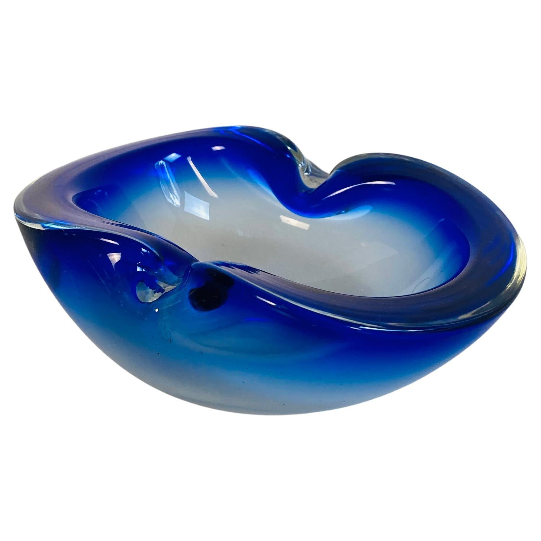 Italian Mid-Century Modern Murano Glass Oval Object Holder in Blue, 1970s