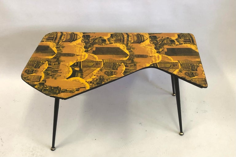 Italian Mid-Century Modern NYC Screen Print Cocktail Table, Piero Fornasetti In Good Condition For Sale In New York, NY