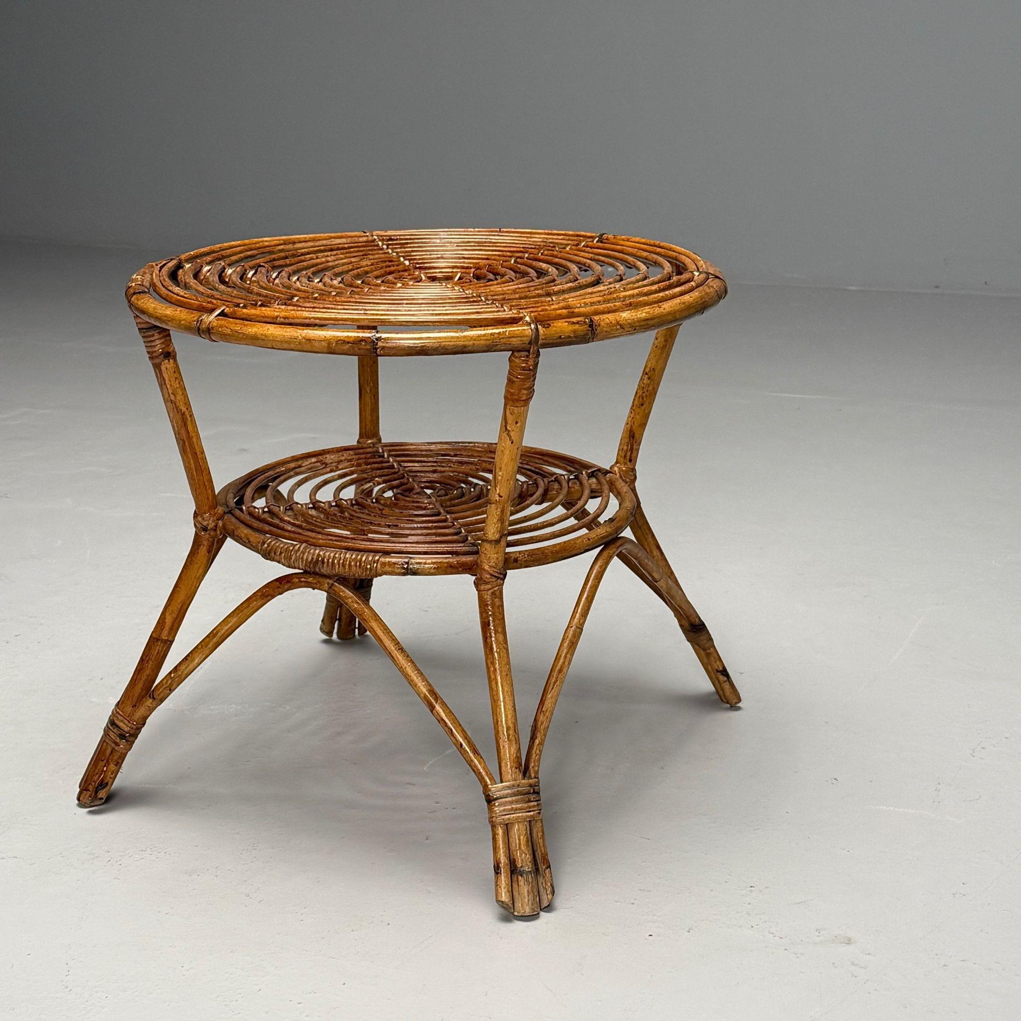 Tavolo Occasionale Italiano Mid-Century Modern, Rattan, Bambù, Italia, anni '60 In condizioni discrete in vendita a Manhasset, NY