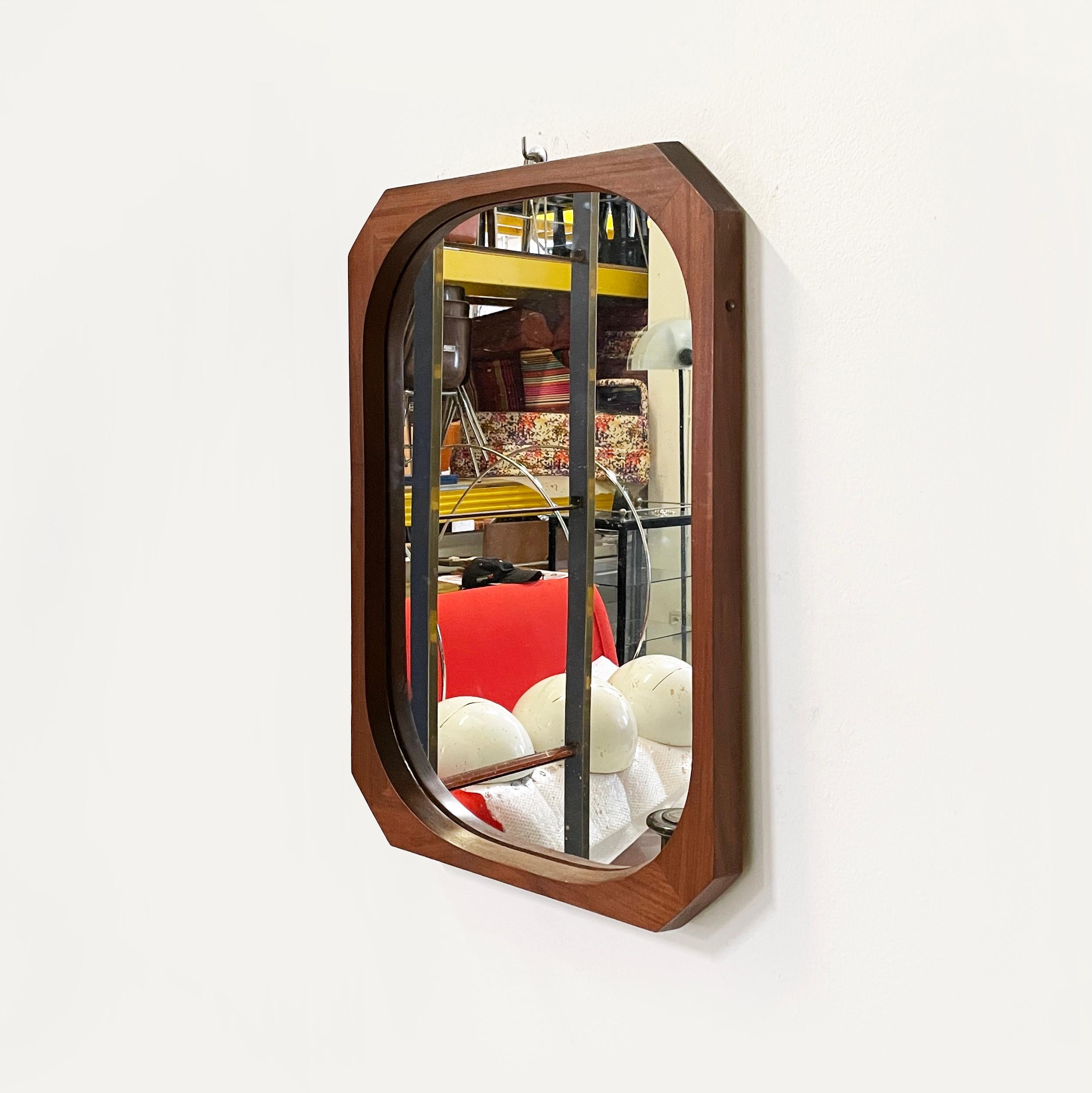 Mid-Century Modern Italian mid-century modern Octagonal Wooden wall mirror, 1960s For Sale