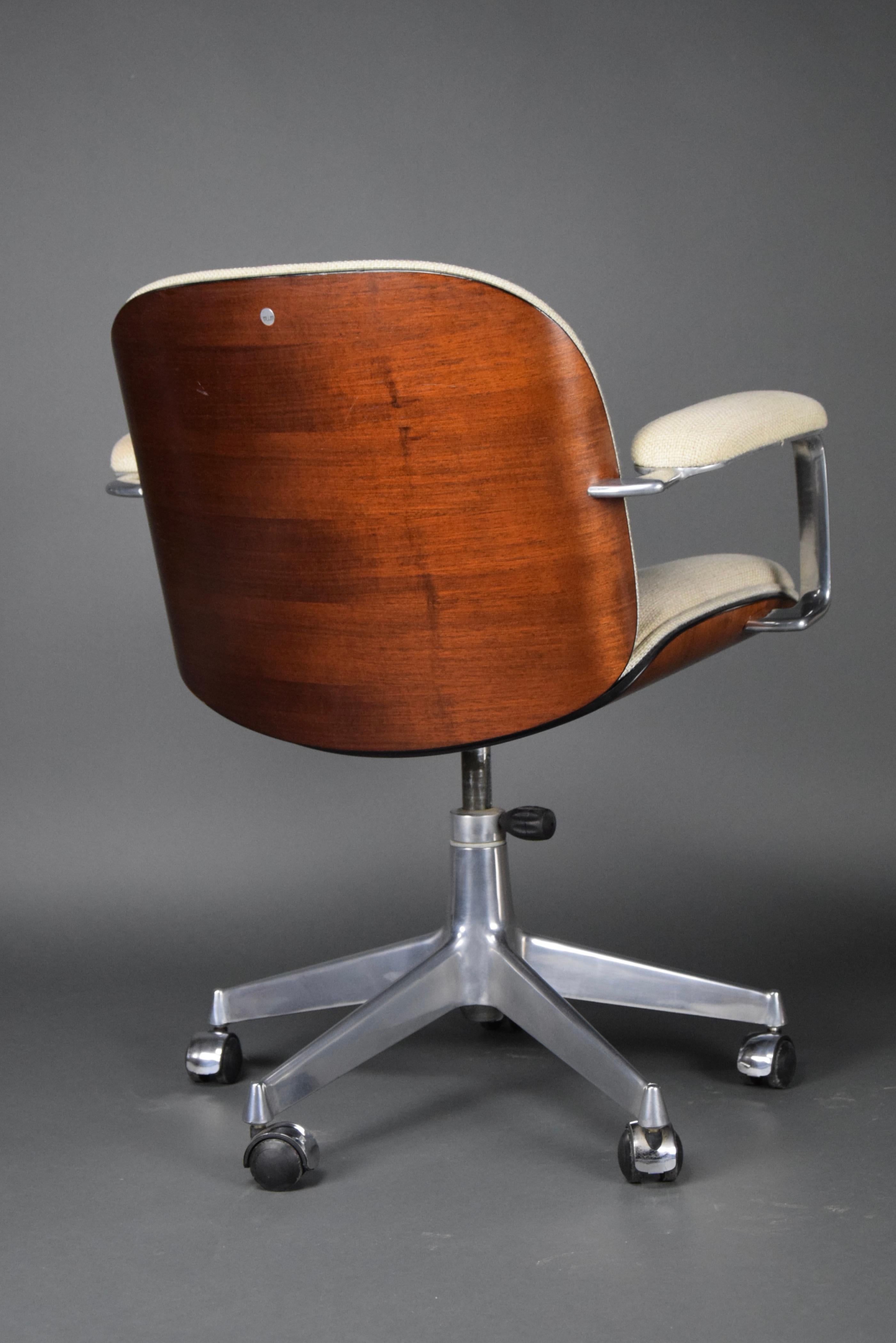 Chaise de bureau italienne moderne du milieu du siècle dernier par Ico Parisi pour MiM Roma 5