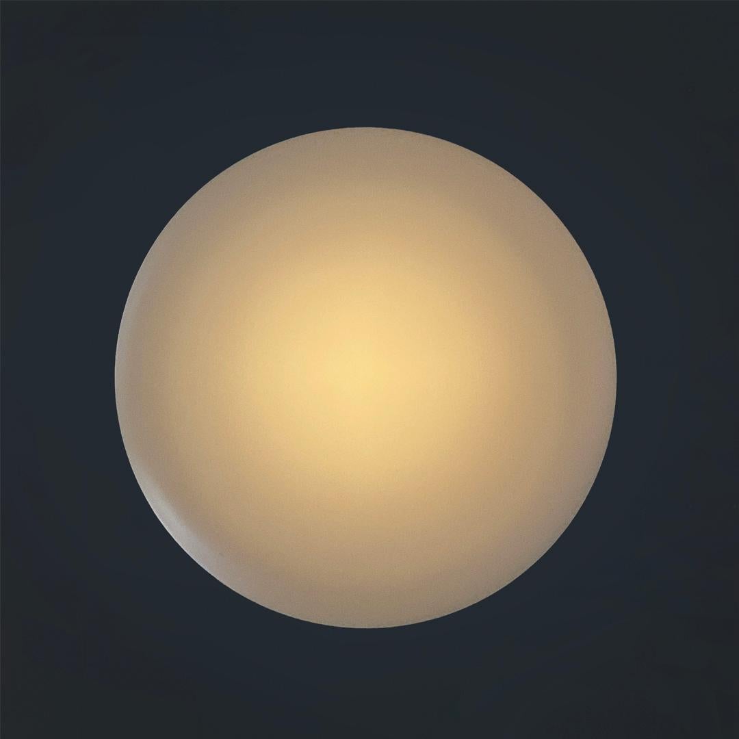 Plafonnier italien en verre opalin 1104 pour Stilnovo, du milieu du siècle dernier, années 1960 en vente 6