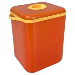 Italian mid-century modern orange plastic ice cube tray by Kartell Samco, 1960s