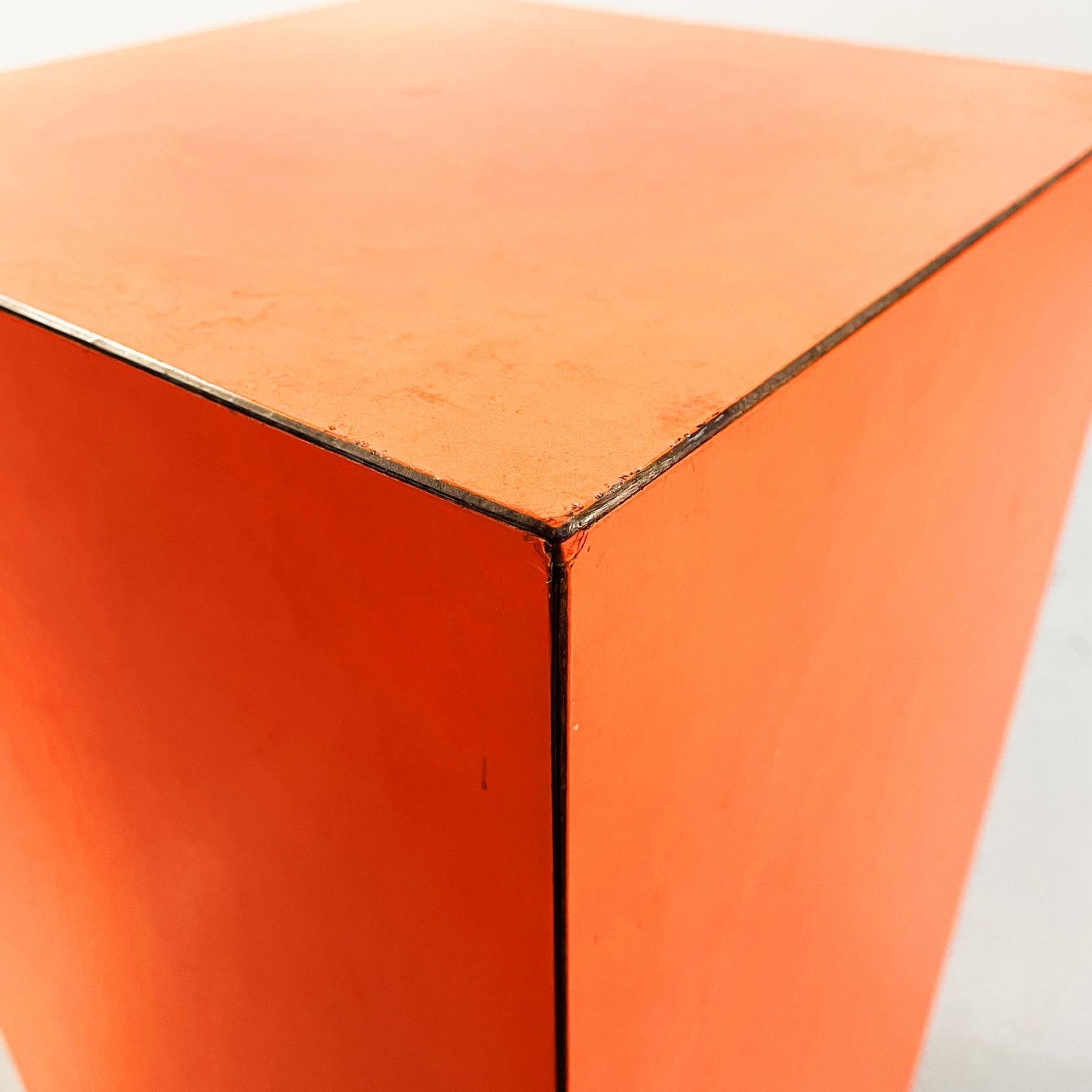Late 20th Century Italian Mid-Century Modern Orange Wood Parallelepiped Pedestal, 1970s