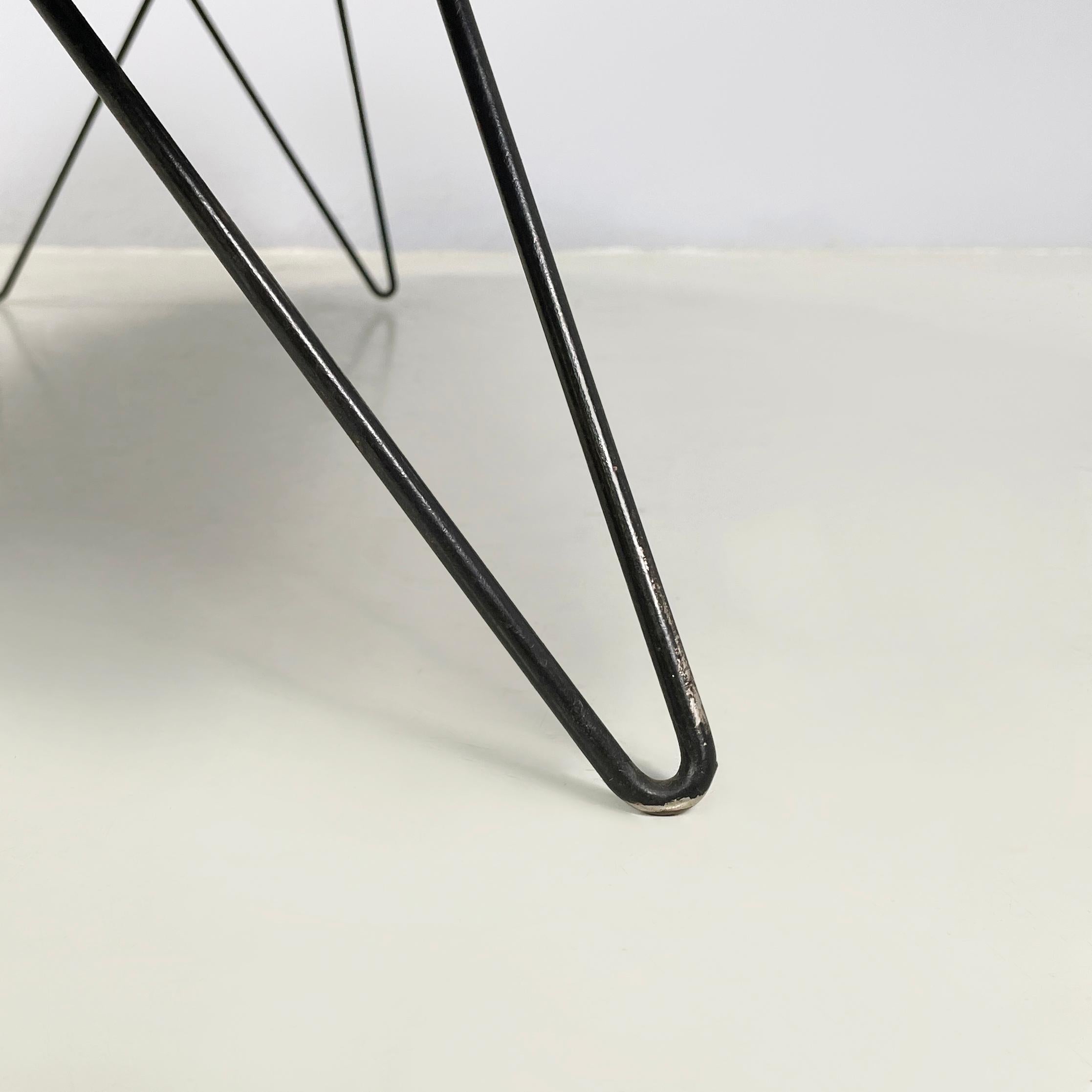 Italian mid-century modern Oval coffee table in wood and black metal, 1960s For Sale 11
