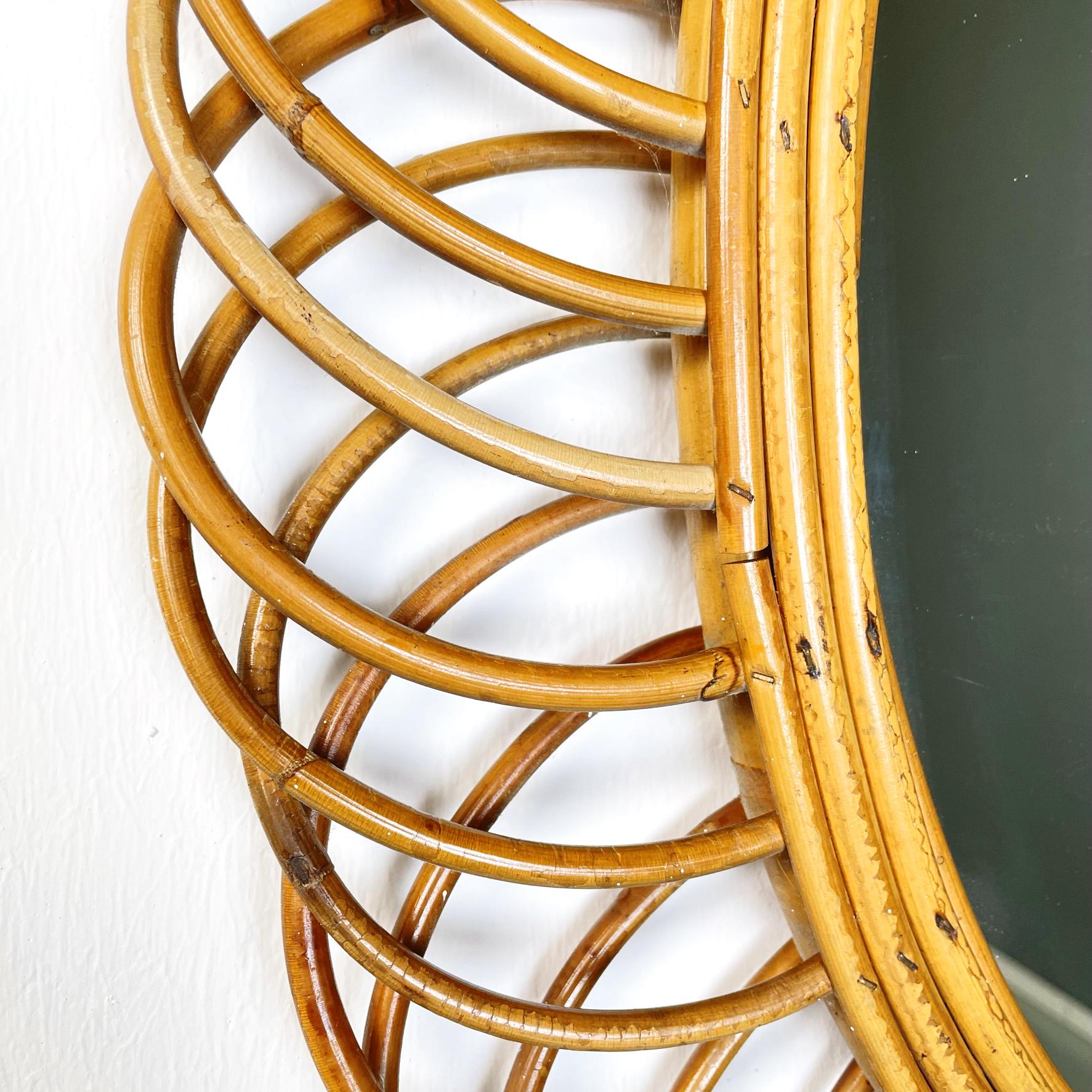 Italian Mid-Century Modern Oval-Shaped Wall Mirror in Curved Rattan, 1950s 1