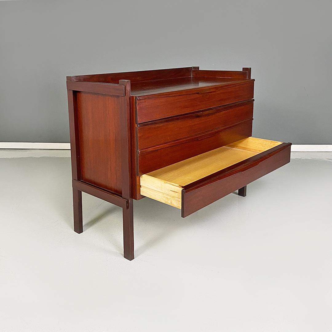 Italian Mid-Century Modern Pair of Bedroom Chests of Drawers, 1960s 2