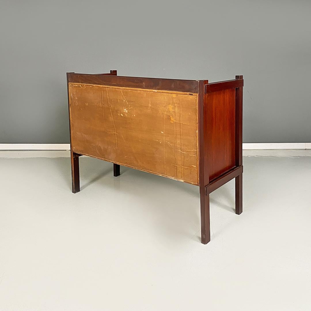 Italian Mid-Century Modern Pair of Bedroom Chests of Drawers, 1960s 3