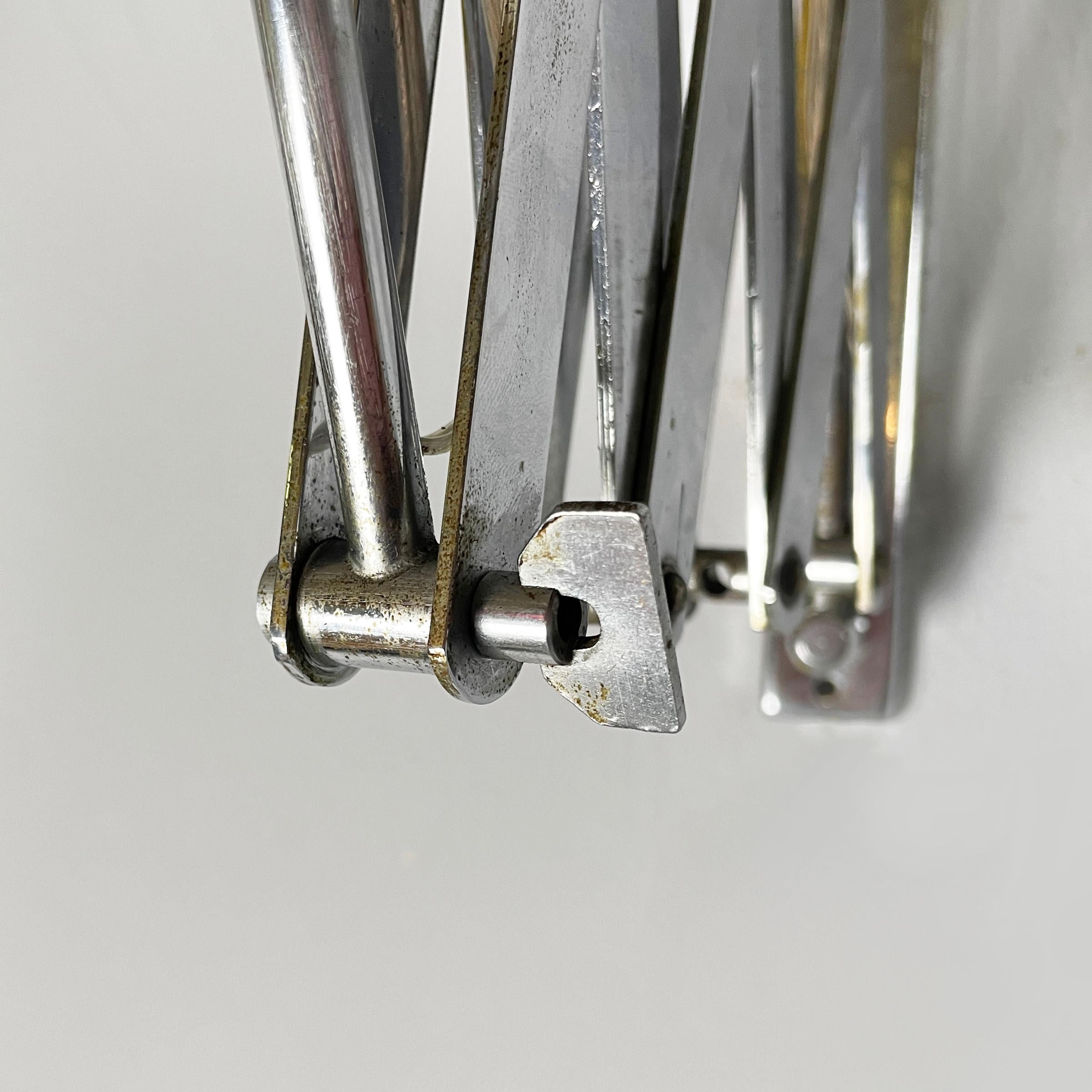 Lampada da parete Pantograph, in metallo rosso, 1960 in vendita 7