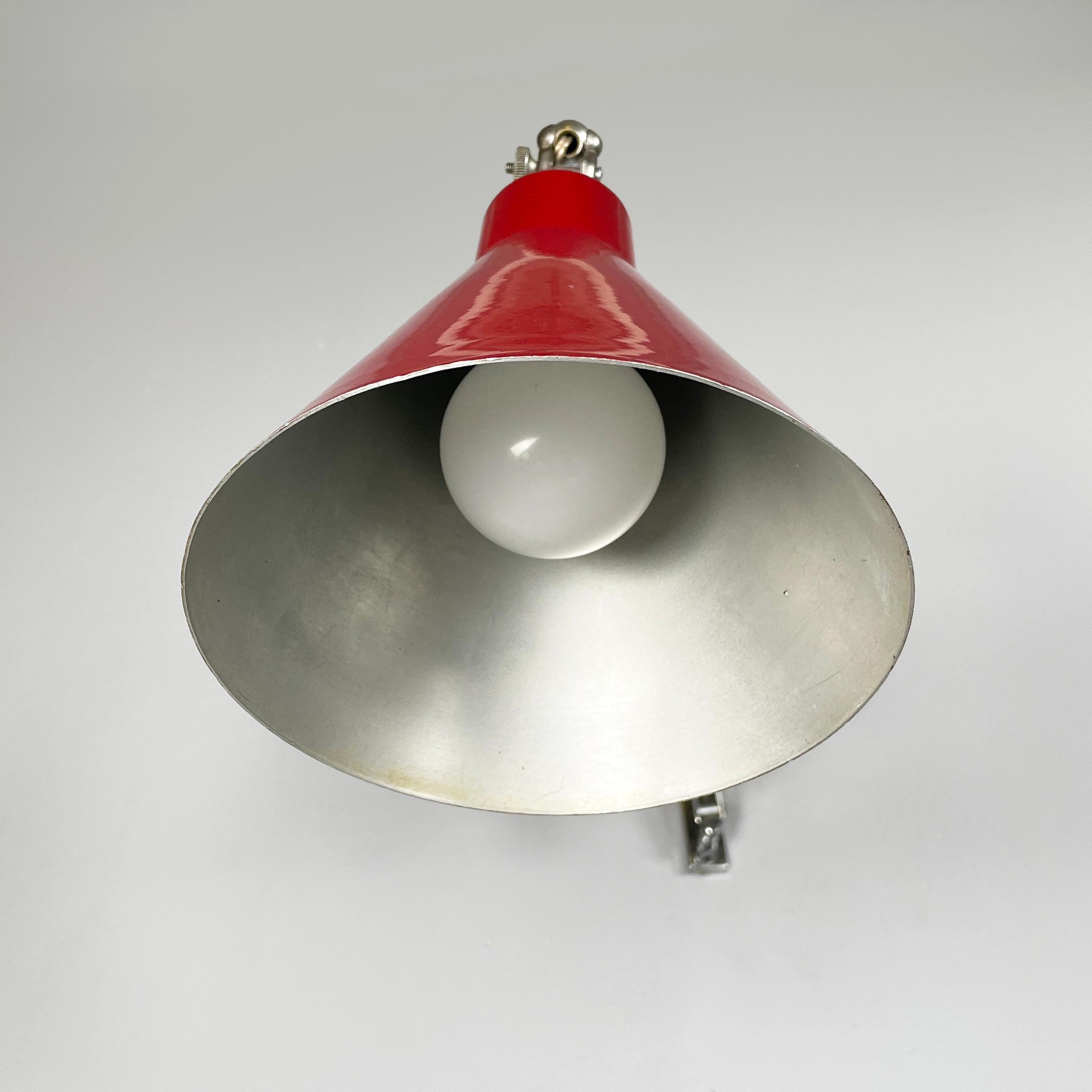 Metà XX secolo Lampada da parete Pantograph, in metallo rosso, 1960 in vendita