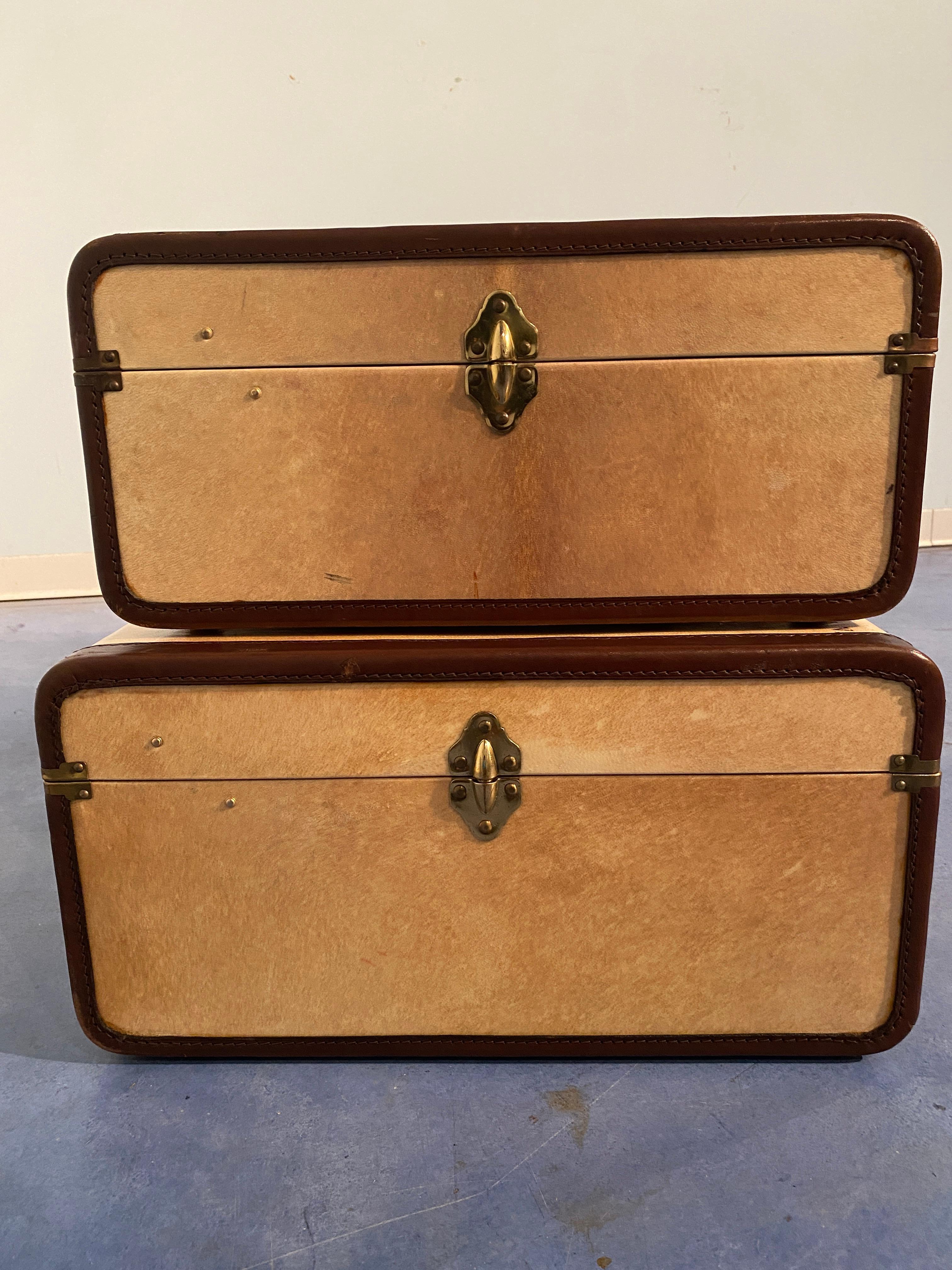Italian Mid-Century Modern Parchment Paper Luggages or Suitcases Set of Two 1960 For Sale 14