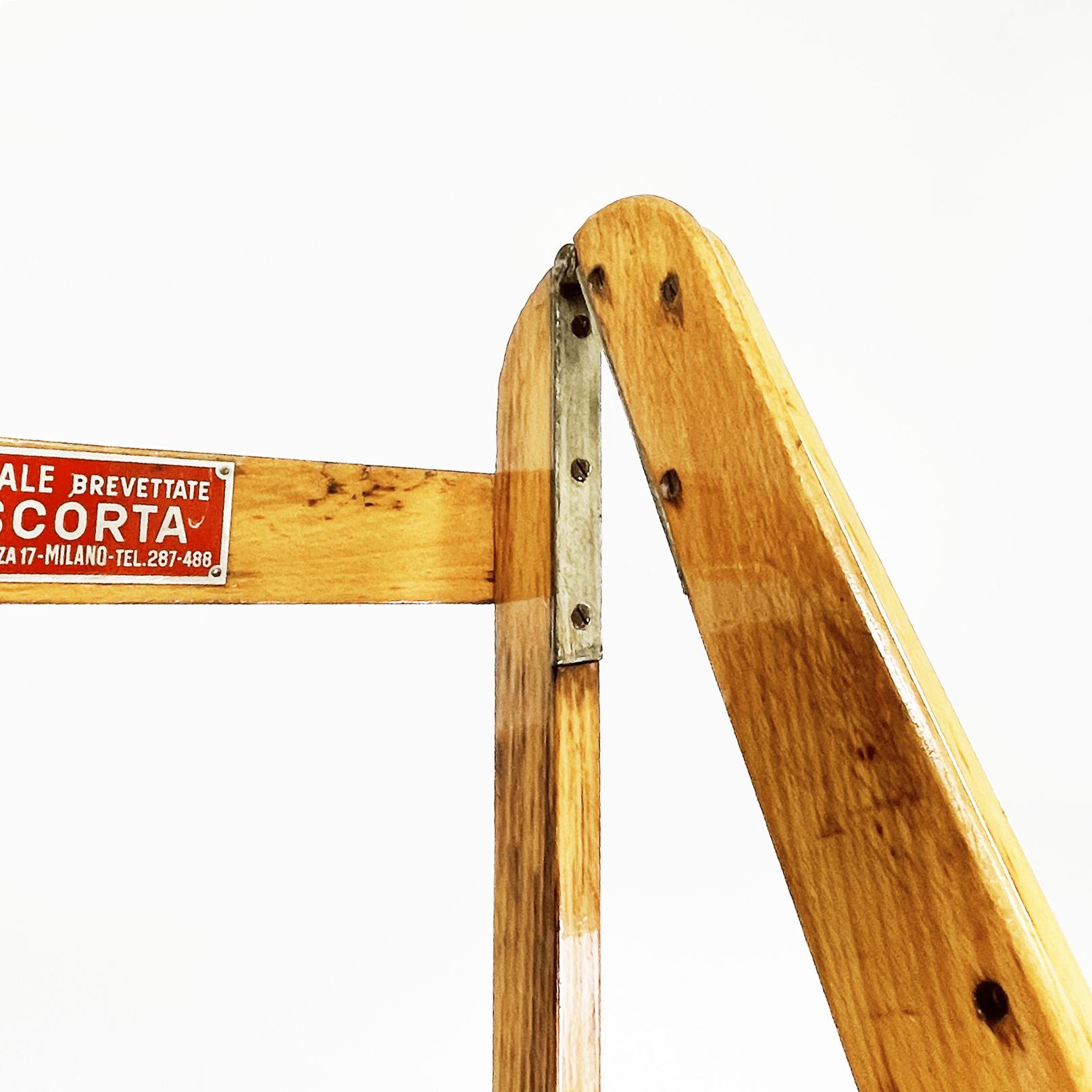 Italian Mid-Century Modern Polished Wooden Step Ladder Stair by Scorta, 1950s 3