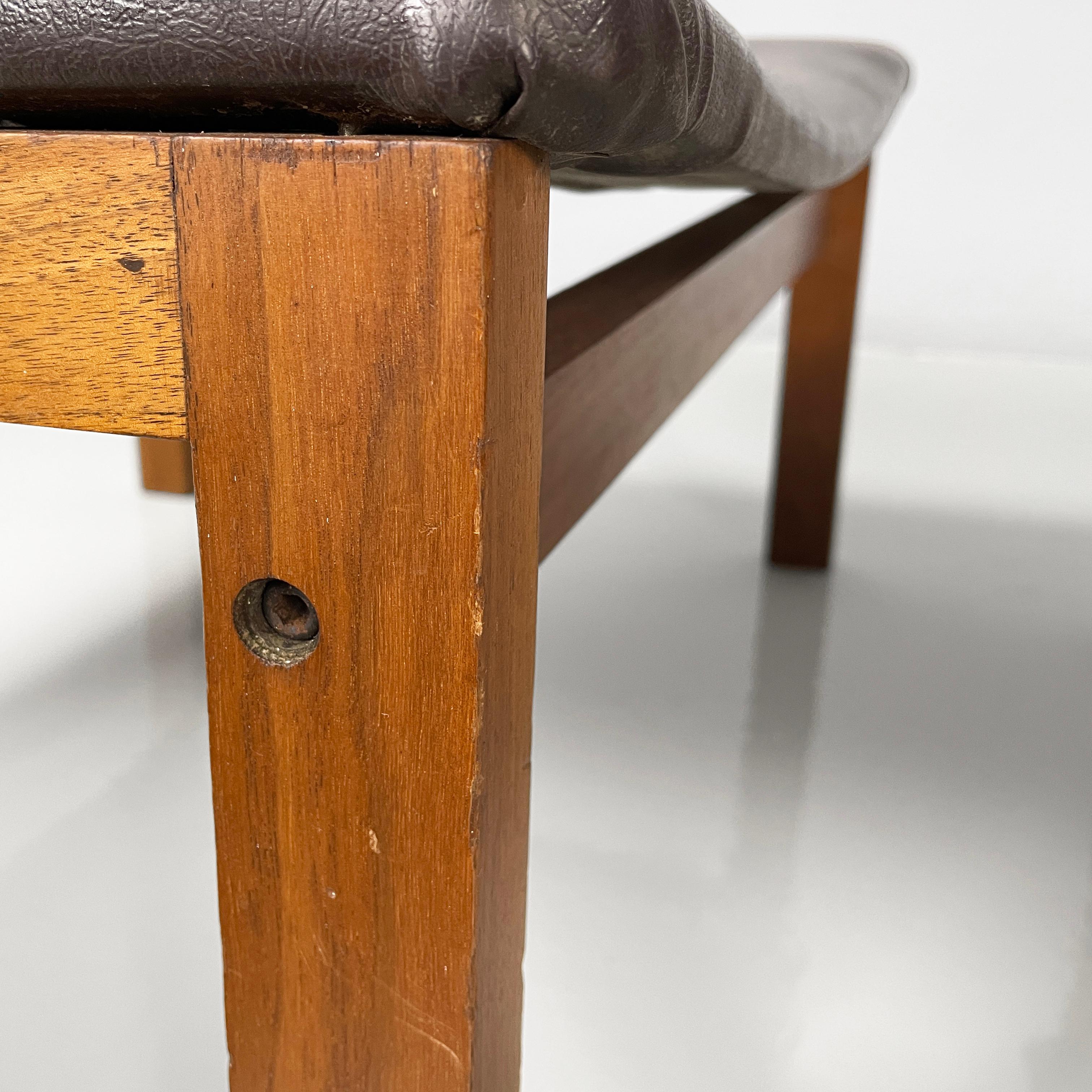 Pouf italien moderne du milieu du siècle en cuir Brown et Wood Wood, années 1960 en vente 6