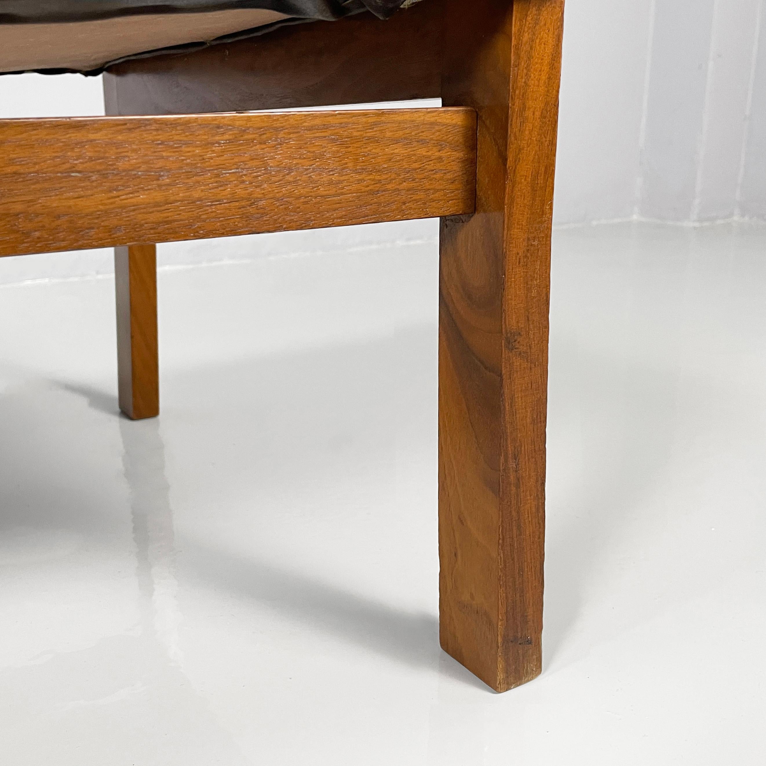 Pouf italien moderne du milieu du siècle en cuir Brown et Wood Wood, années 1960 en vente 10
