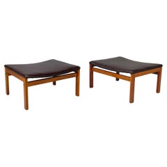 Italian mid-century modern poufs in brown leather and wood, 1960s