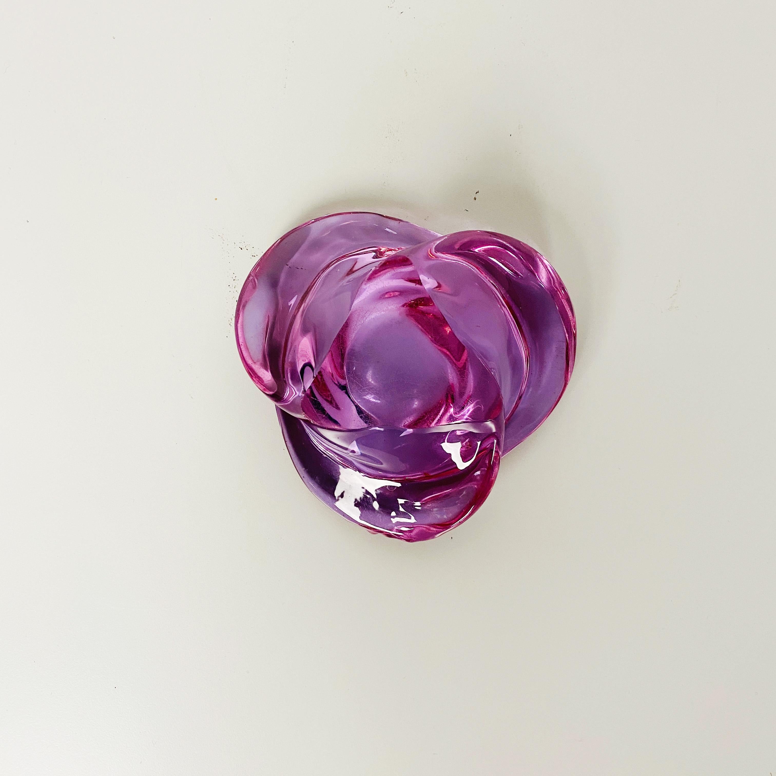 Italian Mid-Century Modern Purple Glass Ashtray with Irregular Shape, 1970s 5