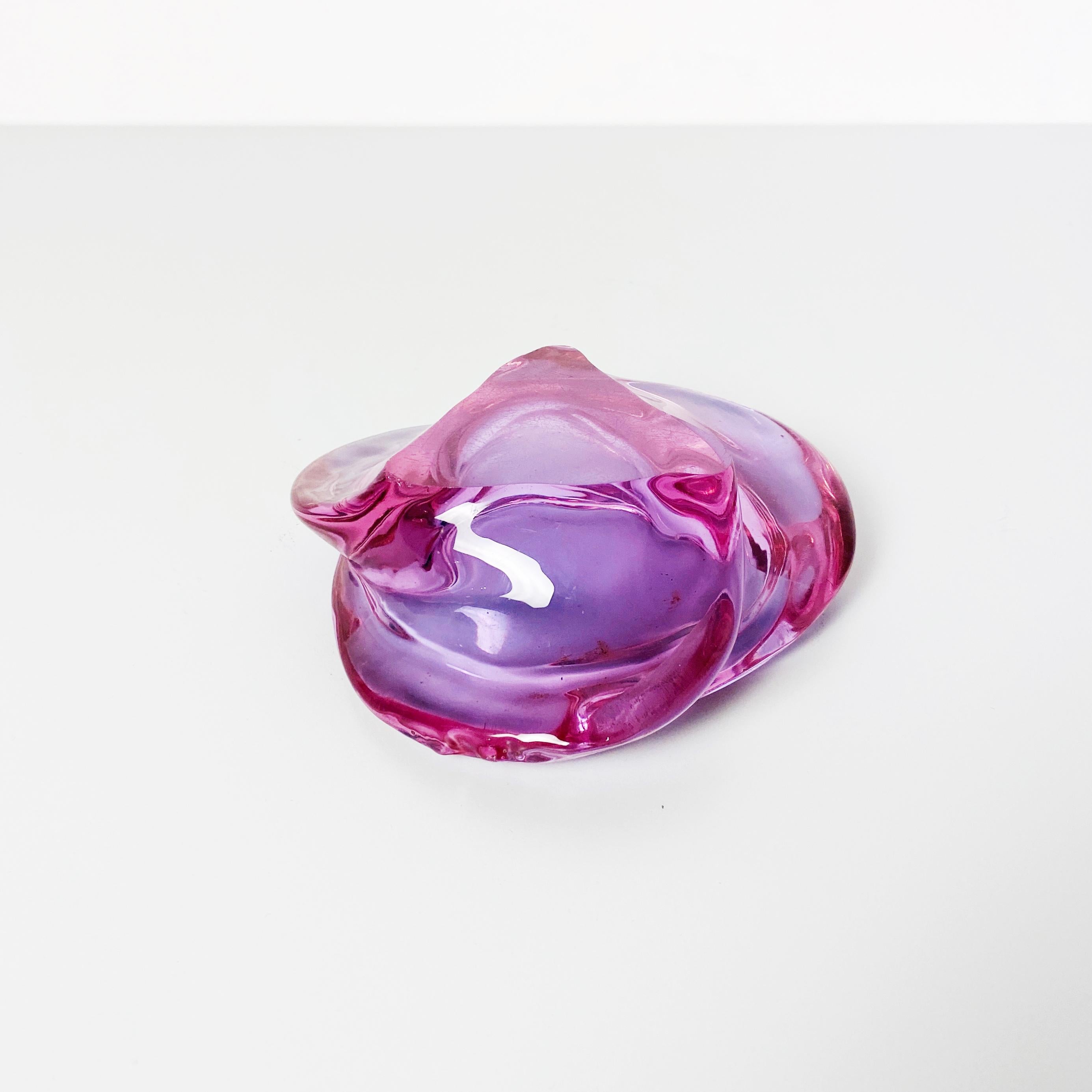 Italian Mid-Century Modern Purple Glass Ashtray with Irregular Shape, 1970s 6