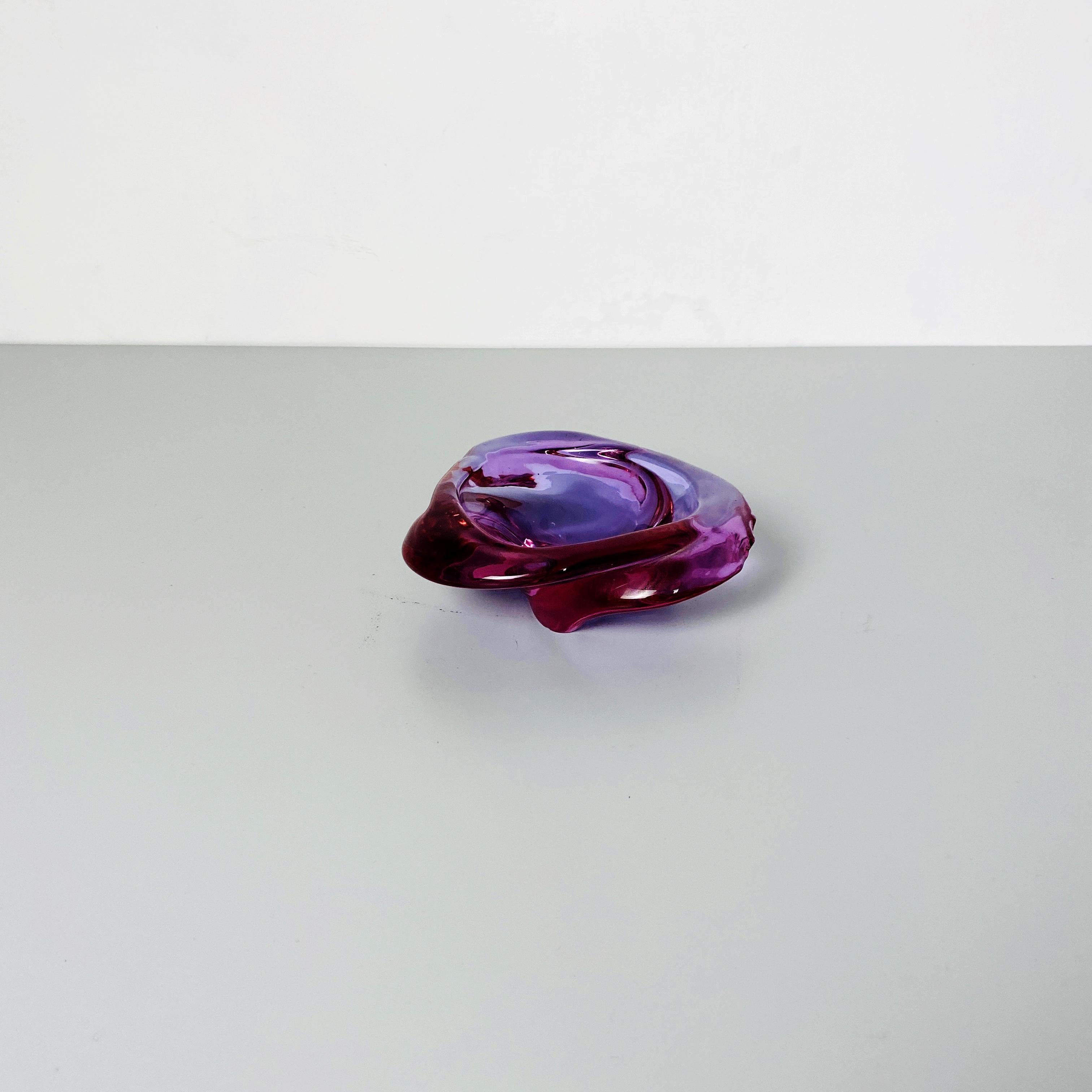 Late 20th Century Italian Mid-Century Modern Purple Glass Ashtray with Irregular Shape, 1970s