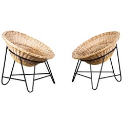 Retro Italian Mid-Century Modern light brown coconut-shaped Rattan Basket Chair, 1950