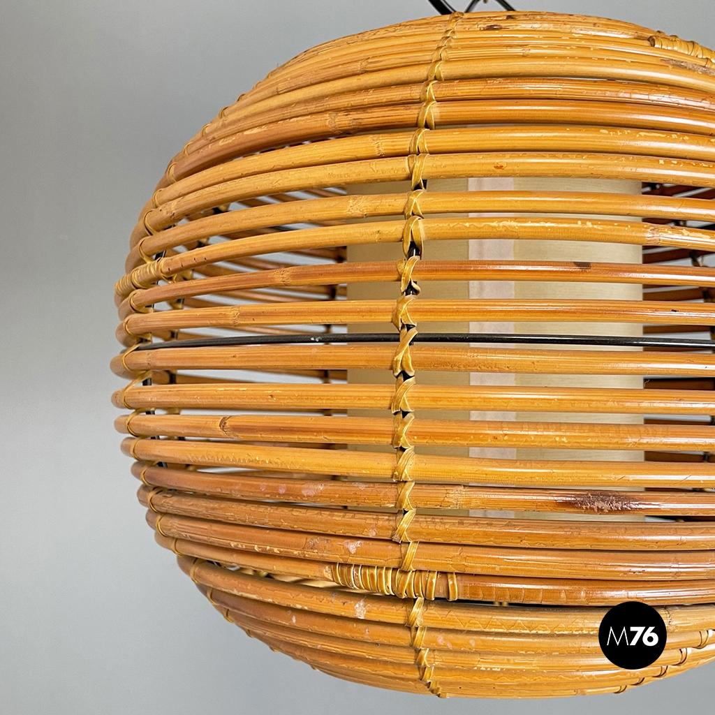 Italian Mid-Century Modern Rattan Chandelier with 3 Spherical Lampshade, 1960s For Sale 5