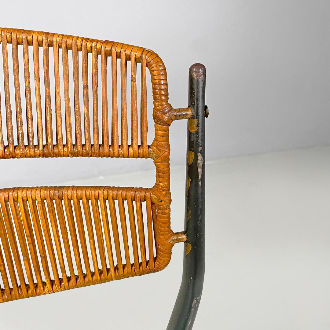 Sedie italiane di metà secolo in rattan verde ecopelle nero metallo anni '60 in vendita 3