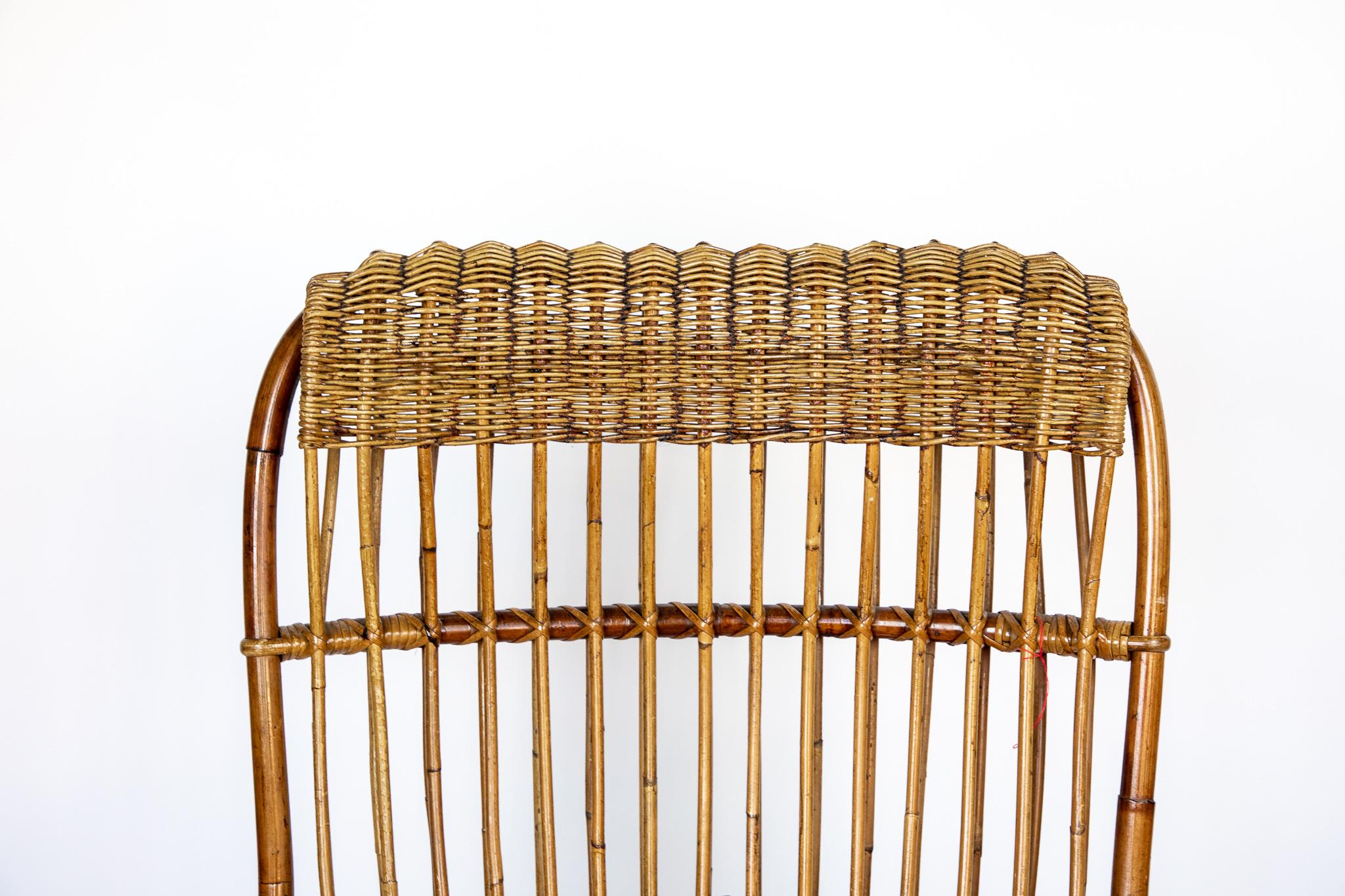 Italian Mid Century Modern Outdoor Lounge Chair in Rattan Wicker, Italy 1950s For Sale
