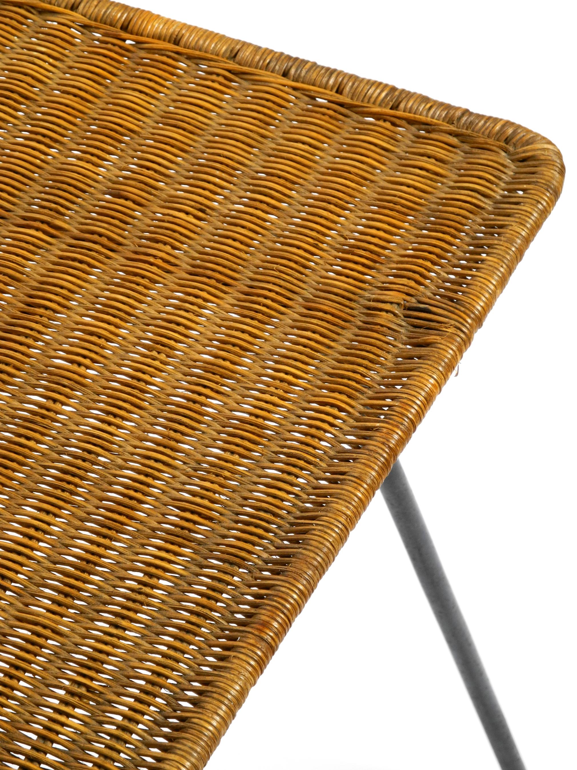 Italian Mid-Century Modern Rattan Side or Coffee Table with a Heavy Iron Frame For Sale 4