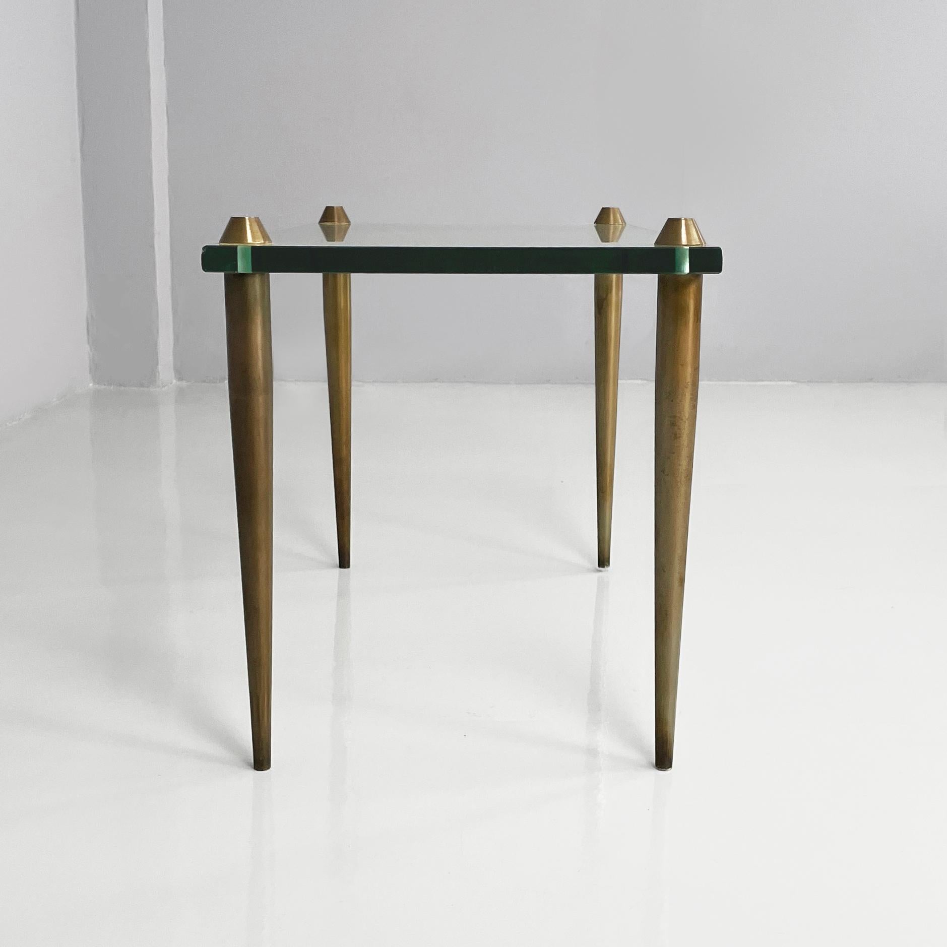 Mid-Century Modern Italian mid-century modern rectangular coffe table in glass and brass, 1950s For Sale