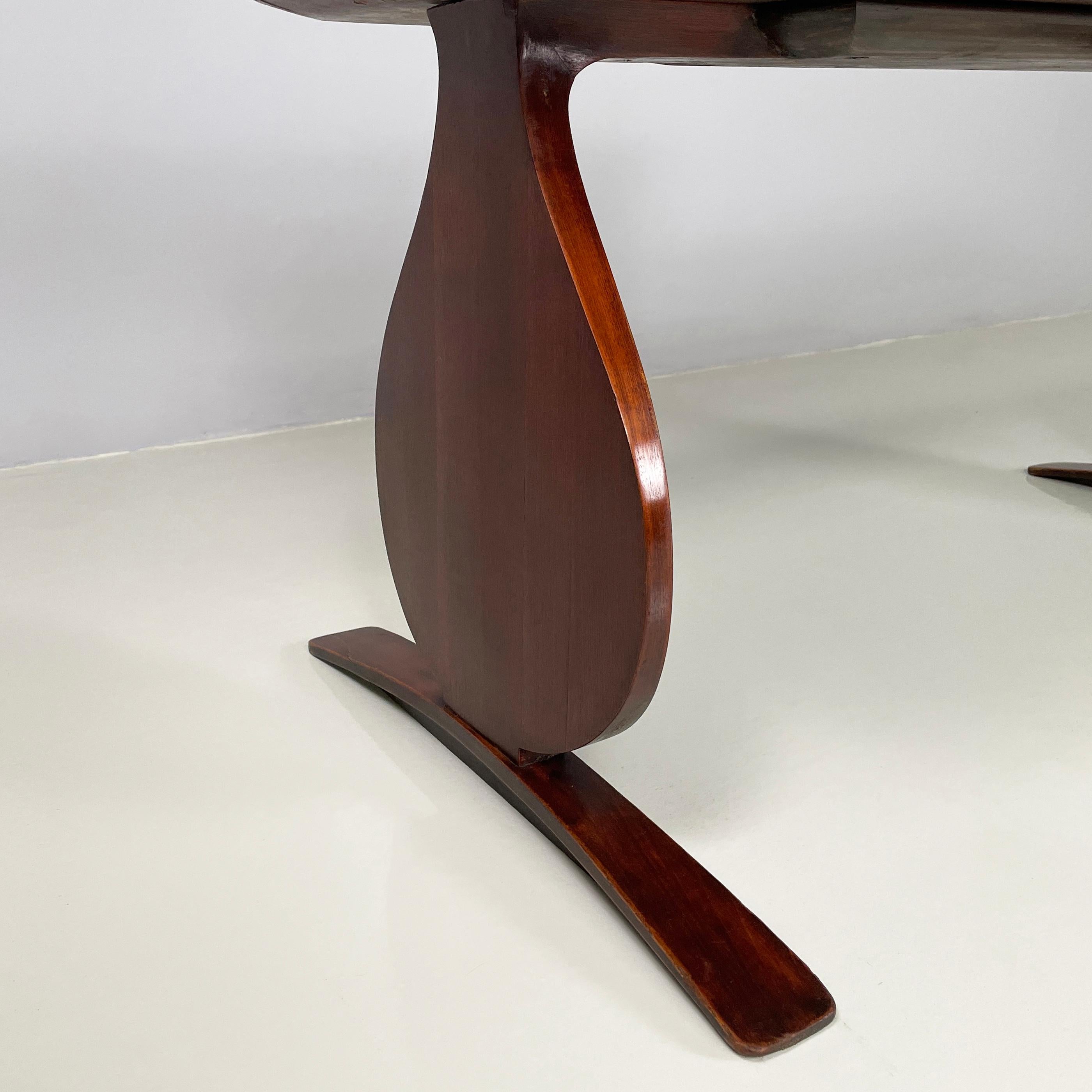 Italian mid-century modern rectangular coffee table in wood, 1950s For Sale 4