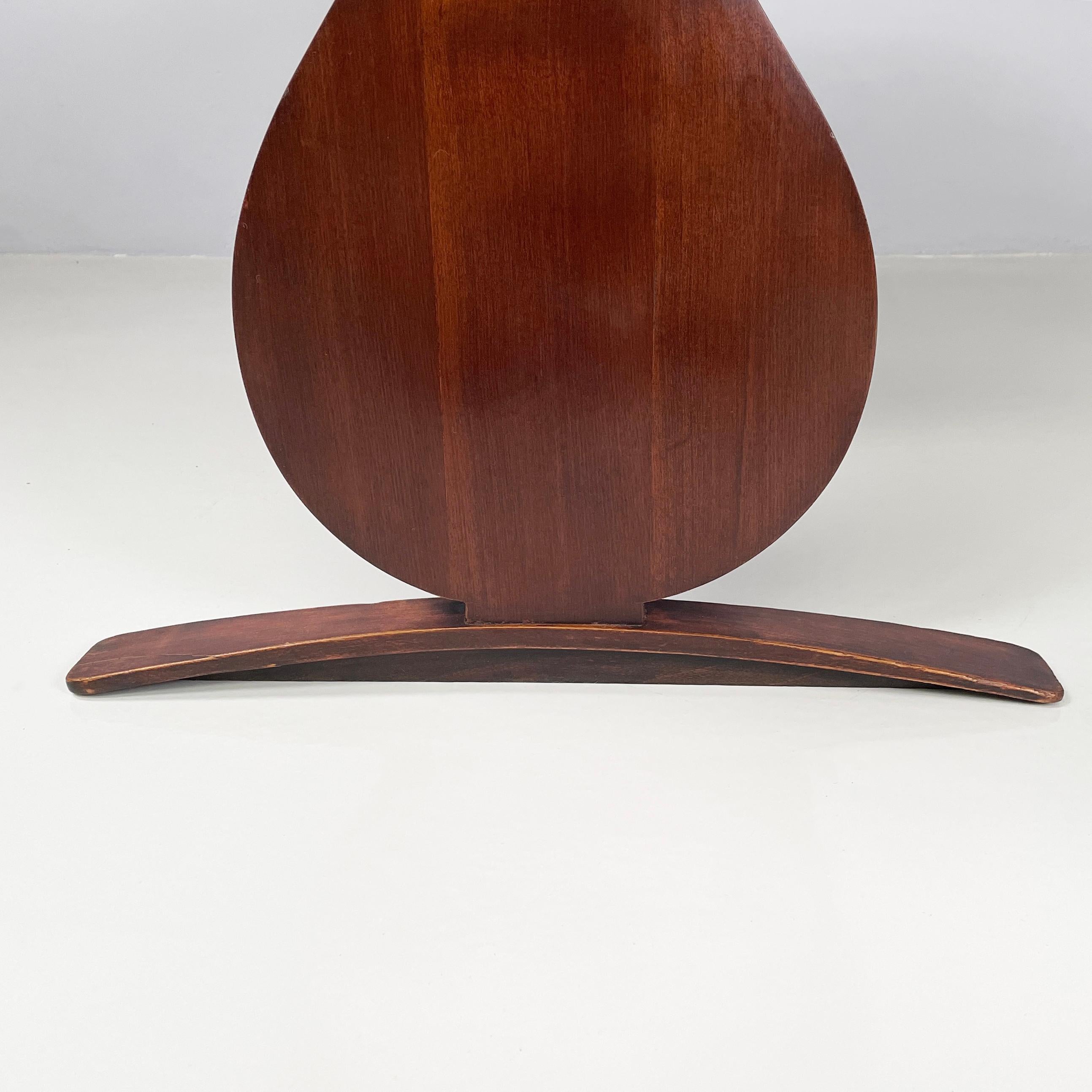 Italian mid-century modern rectangular coffee table in wood, 1950s For Sale 6