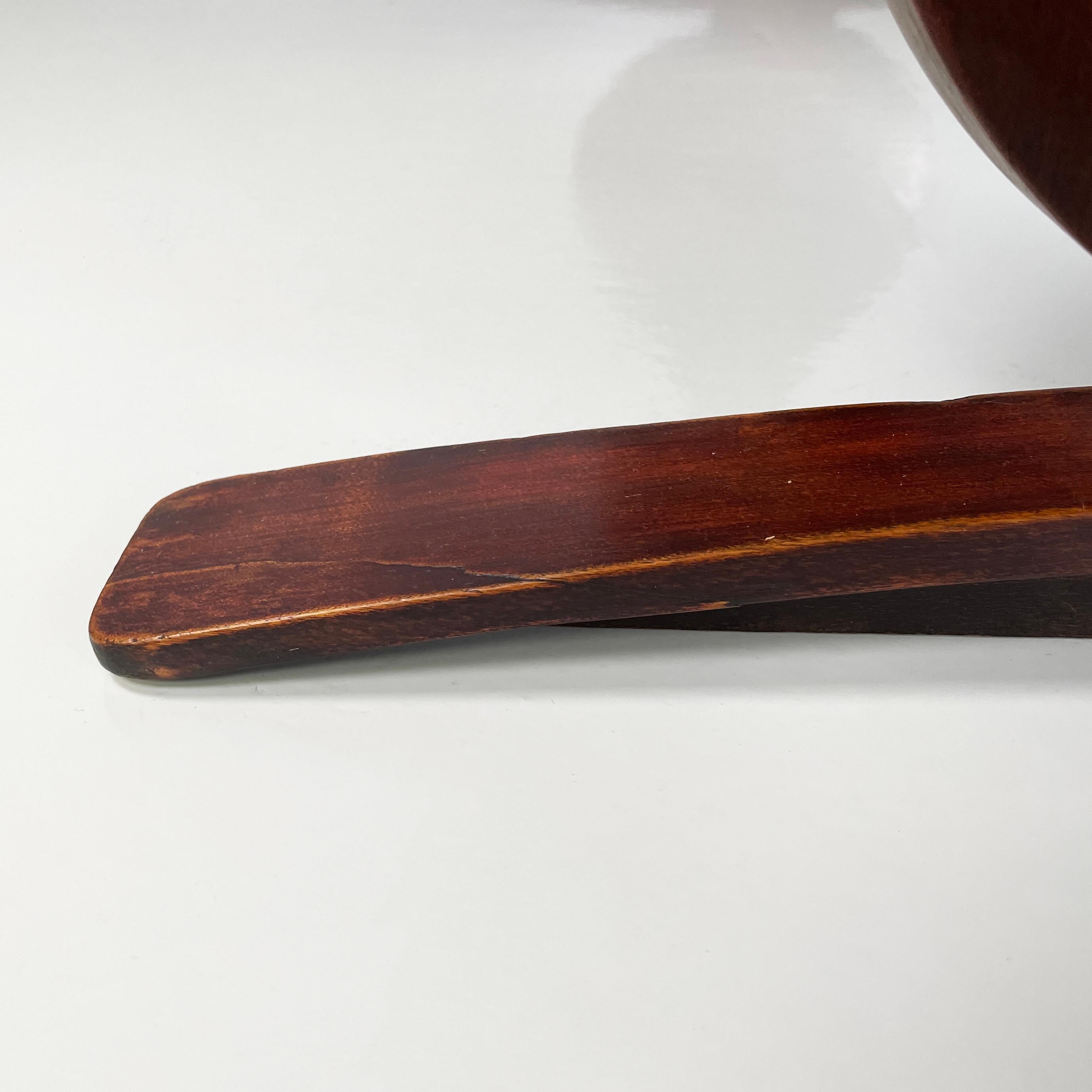 Italian mid-century modern rectangular coffee table in wood, 1950s For Sale 9