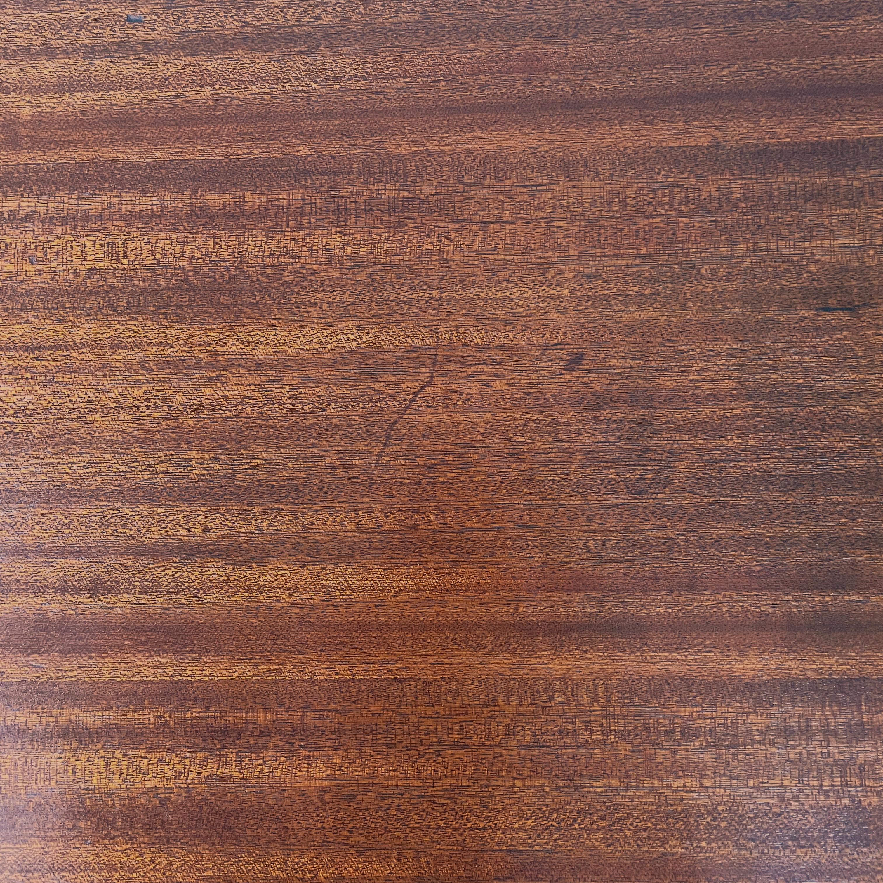 Italian mid-century modern rectangular coffee table in wood, 1950s For Sale 2