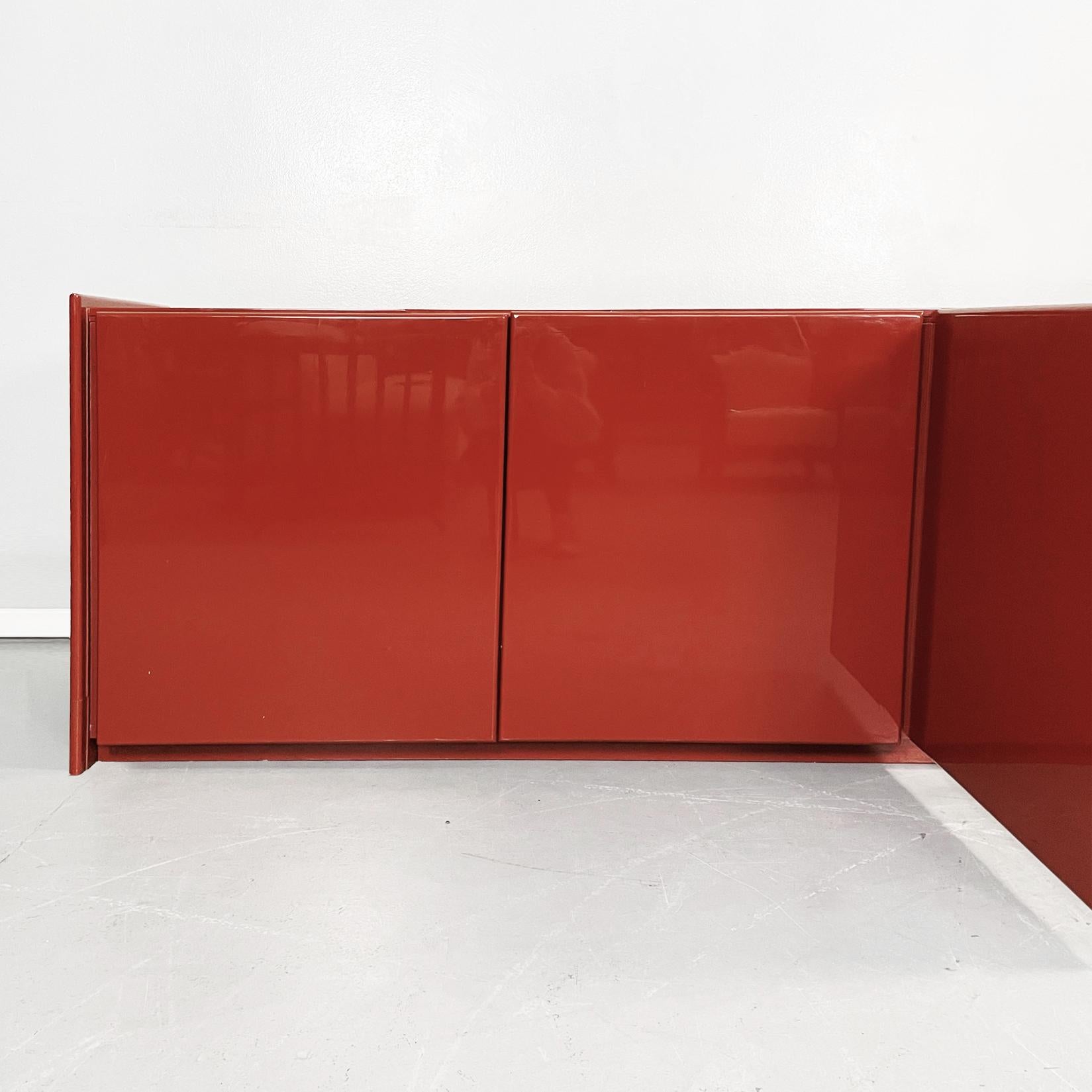 Italian Mid-Century Modern Rectangular Red Lacquered Solid Wood Sideboard, 1980s For Sale 3