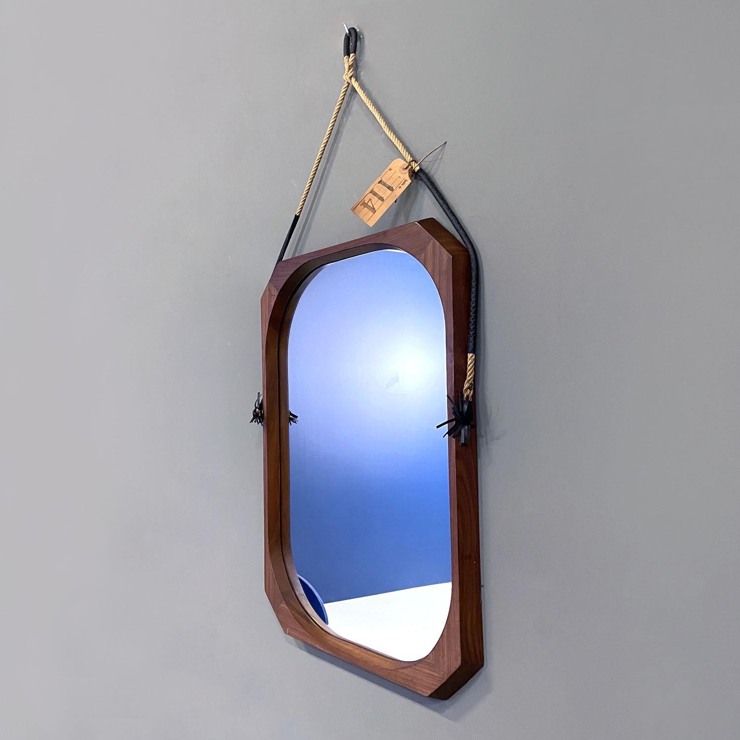 Italian mid-century modern rectangular wooden wall mirror with rope, 1960s In Good Condition For Sale In MIlano, IT