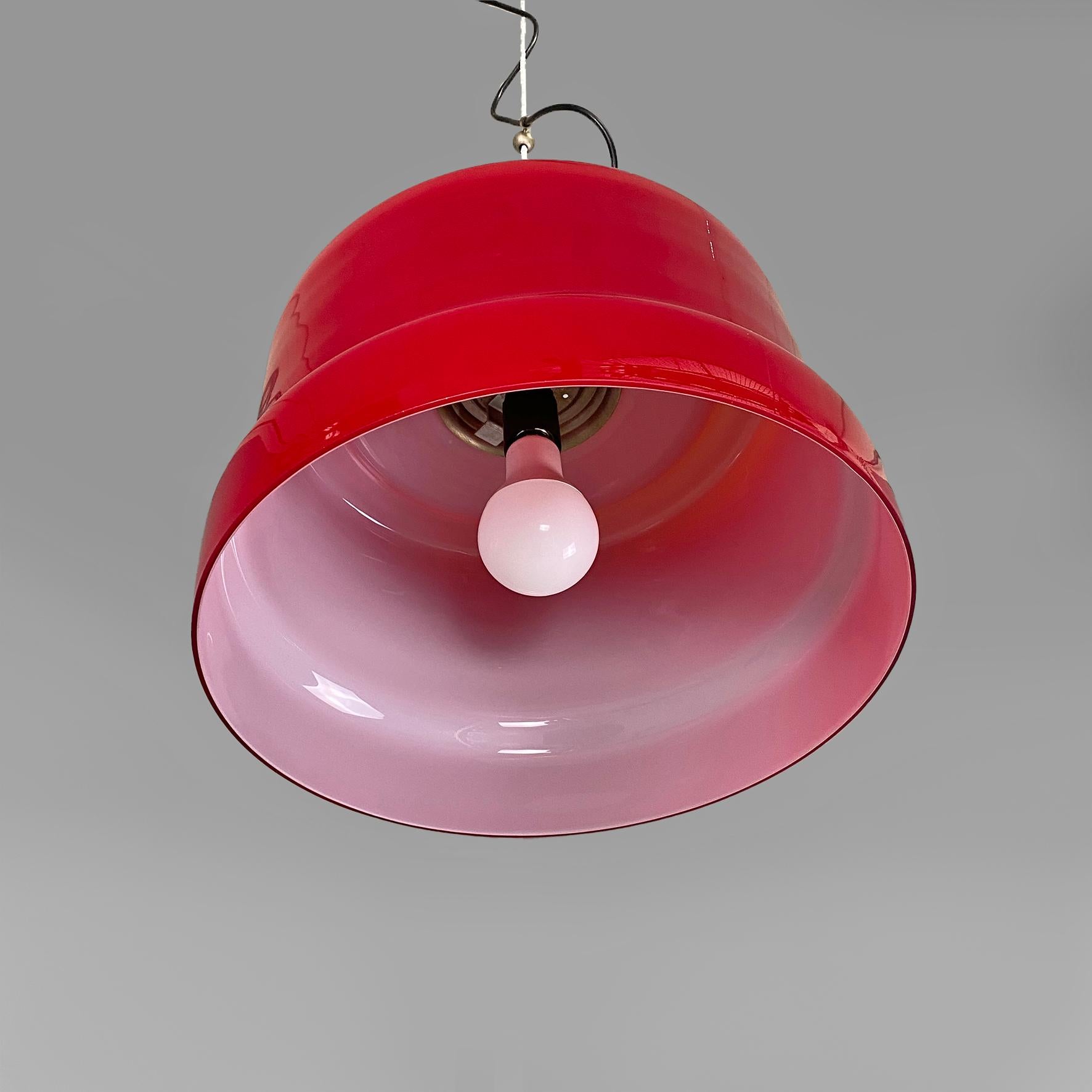 Mid-Century moderno Italian mid-century modern red and white chandelier with bead decoration, 1960s in vendita