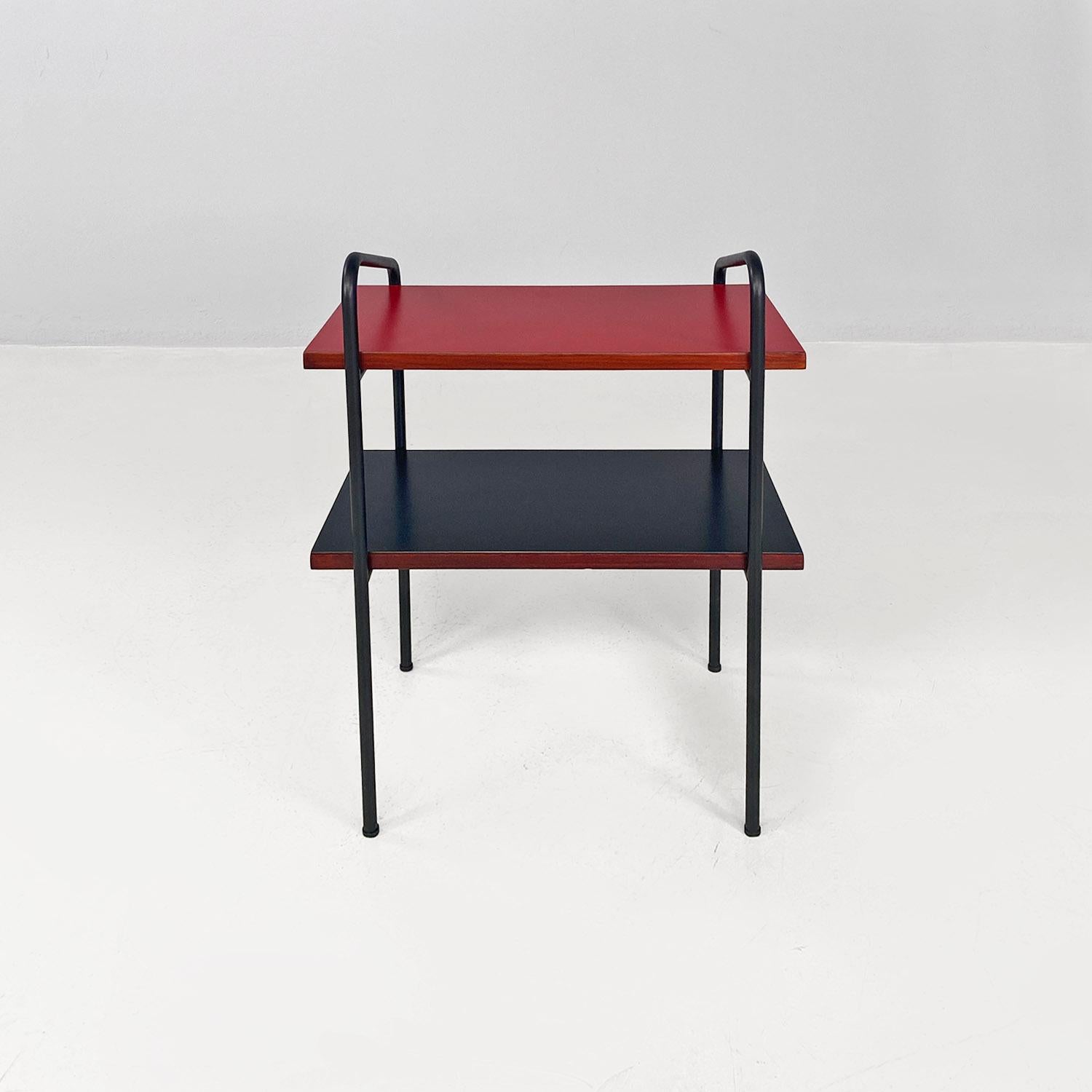 Tavolo italiano mid century modern rosso nero laminato metallo legno a doppio ripiano 1960 in vendita 1