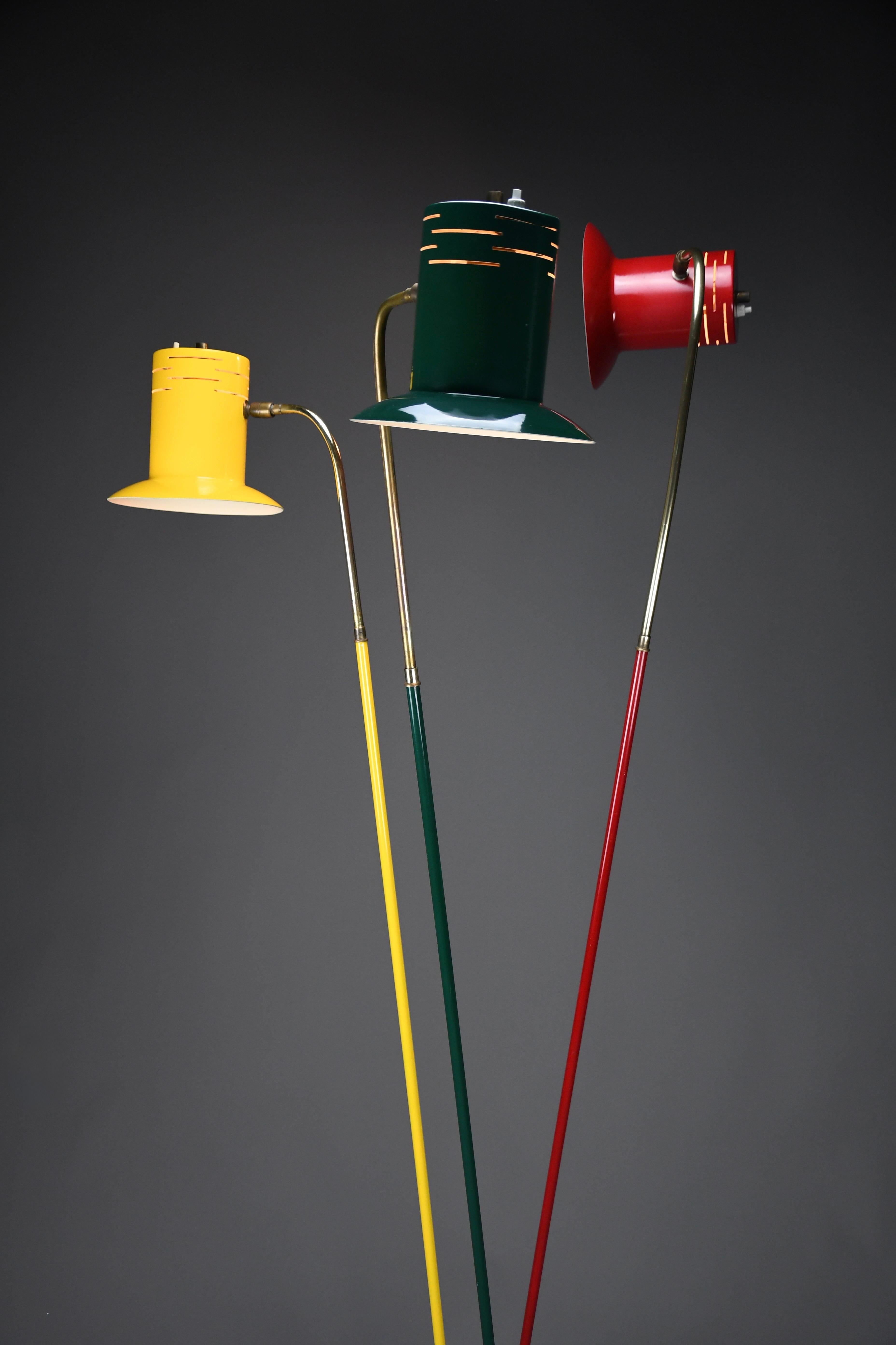 Italian Mid-Century Modern Floor Lamp Attributed to Lumi, Circa 1950s

Striking, colorful, and highly functional, rare Italian mid-century floor lamp by Lumi, a prestigious lighting manufacturer established in 1944 and known for its collaborations