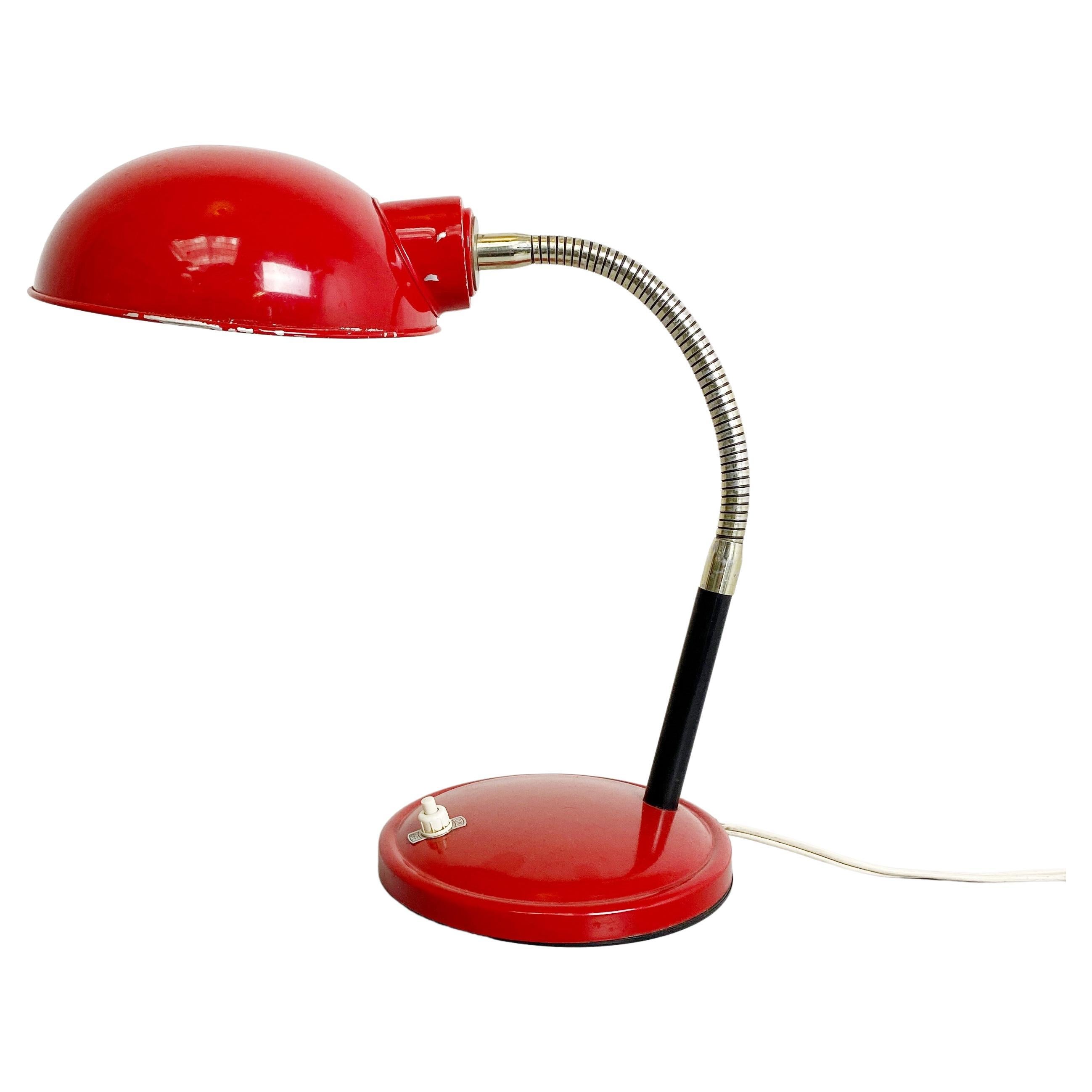 Italian Mid-Century Modern Red Metal Table Lamp, 1960s For Sale