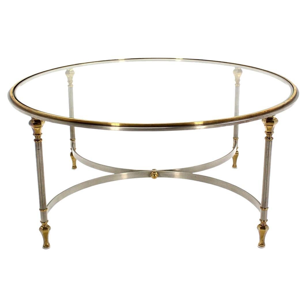 Table basse ronde italienne moderne du milieu du siècle dernier en laiton chromé avec plateau en verre MINT