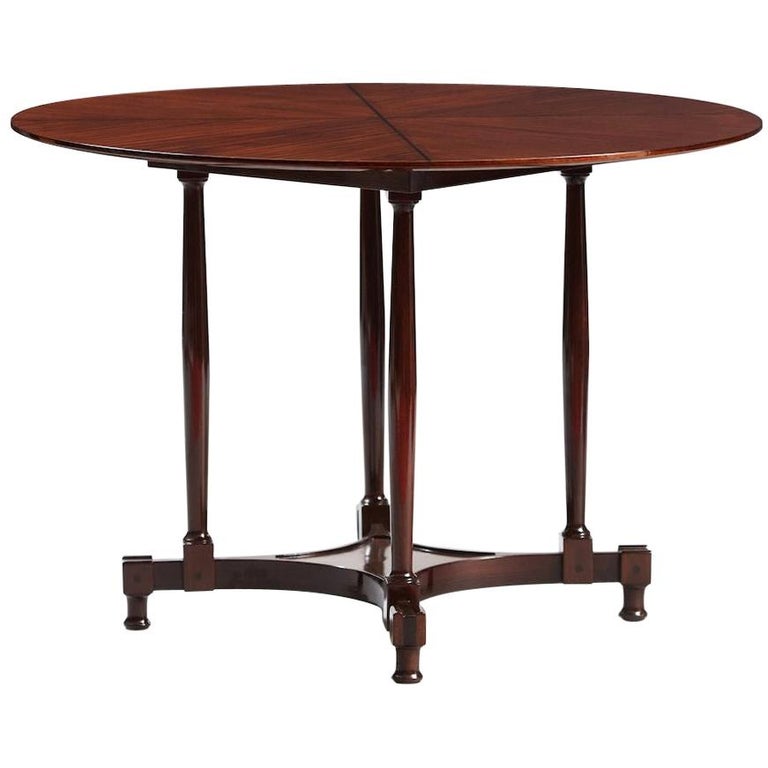 Italian MidCentury Modern Round Dining Table For Sale at 1stDibs