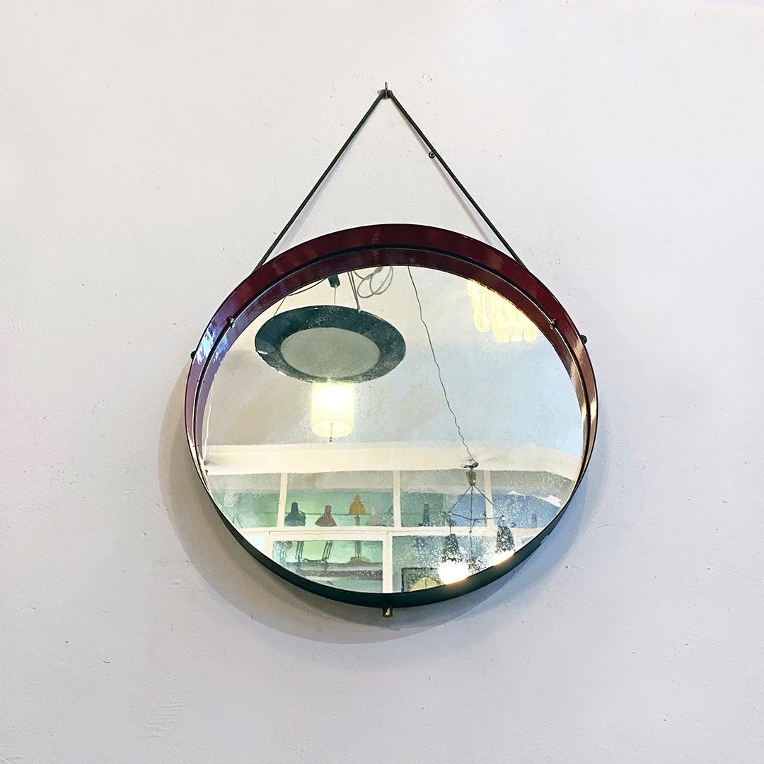 Italian Mid-Century Modern Round Metal Mirror, 1960s In Good Condition In MIlano, IT